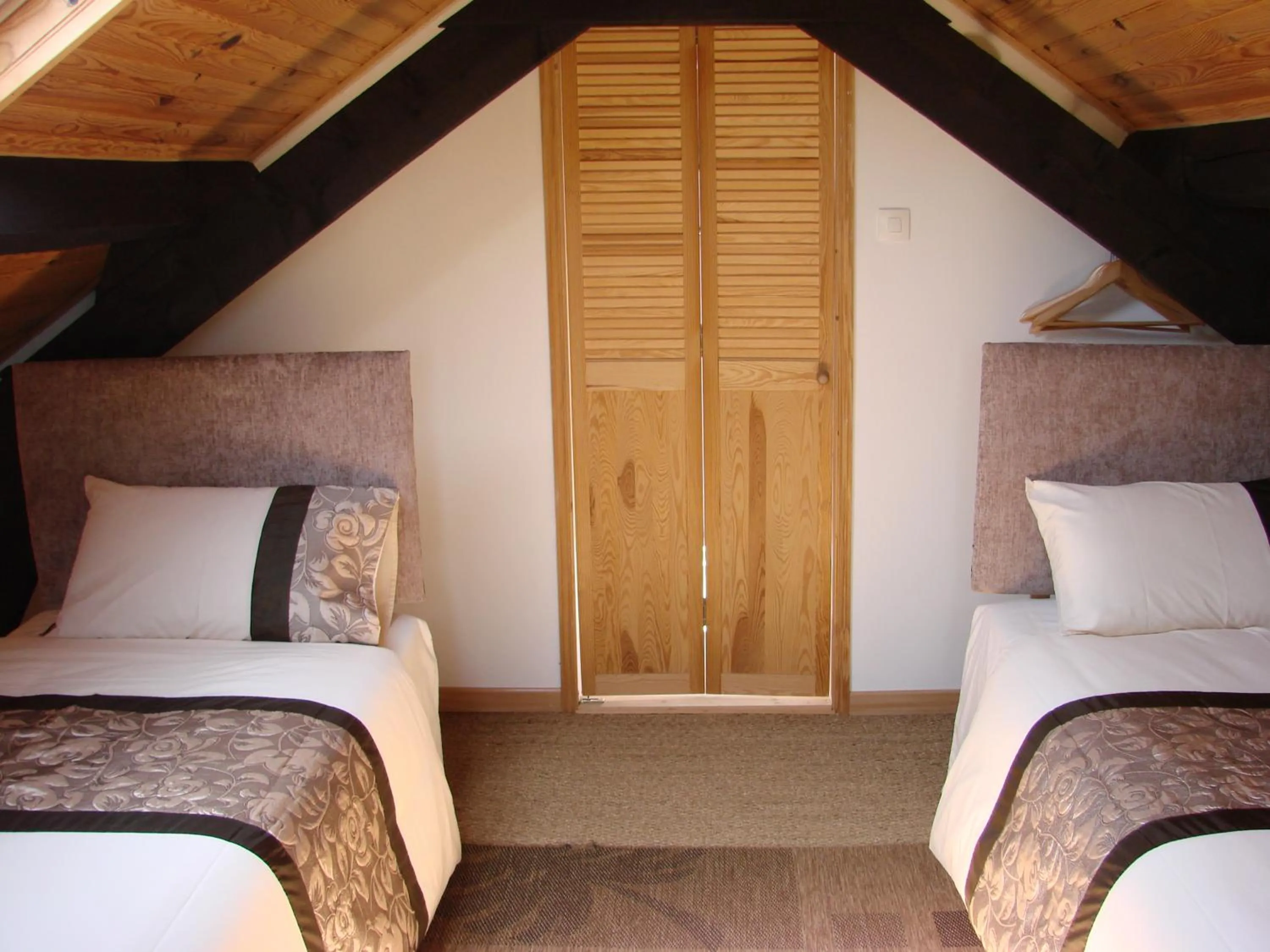 Bedroom, Bed in La Blanche Roche