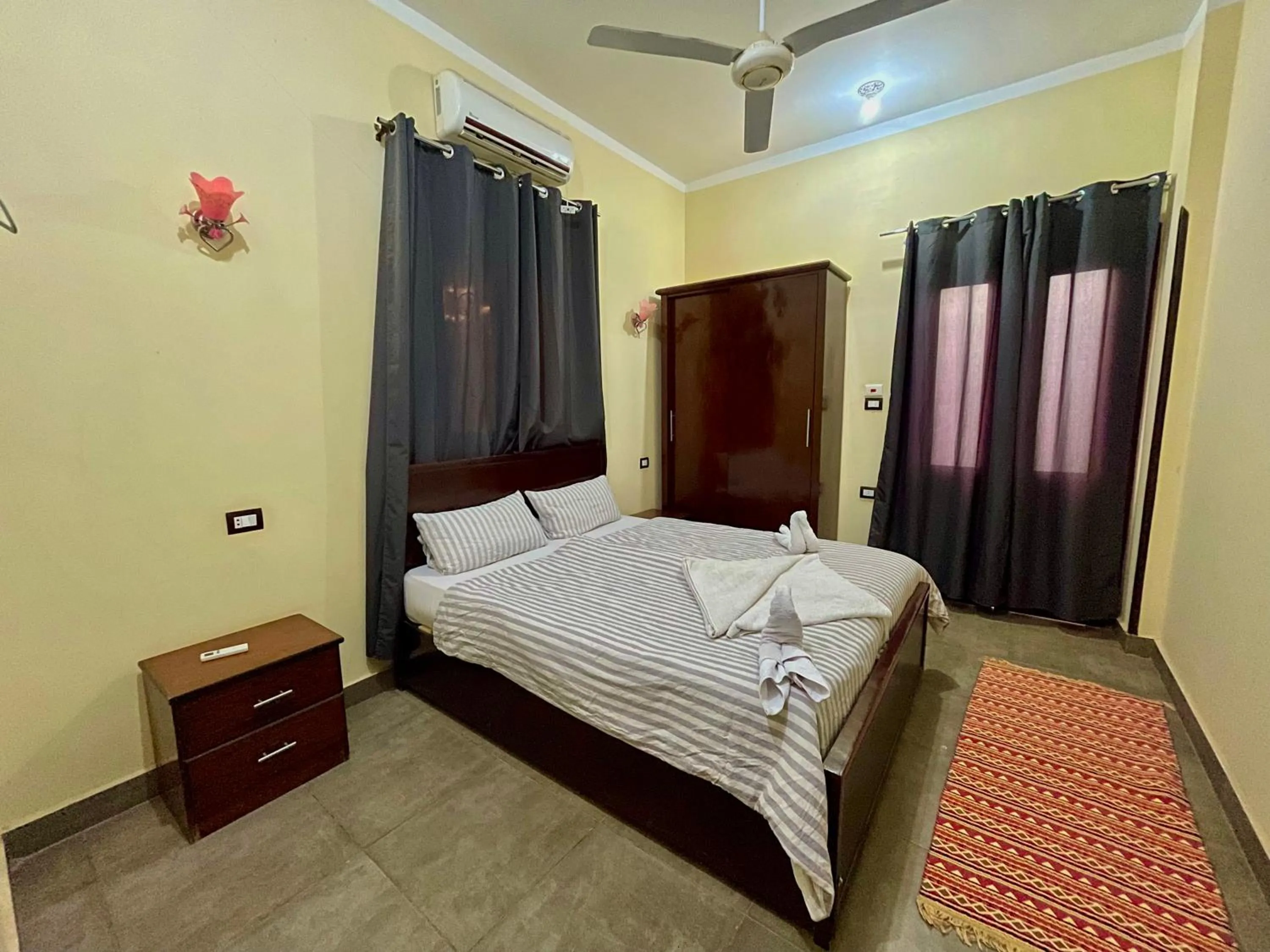 Bed in Nile Panorama Hotel & Restaurant