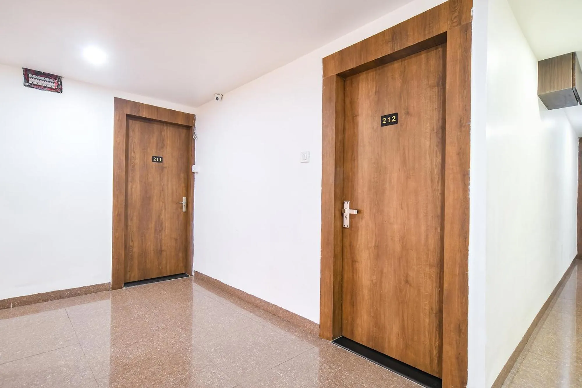 Lobby or reception in FabHotel Ten Eleven