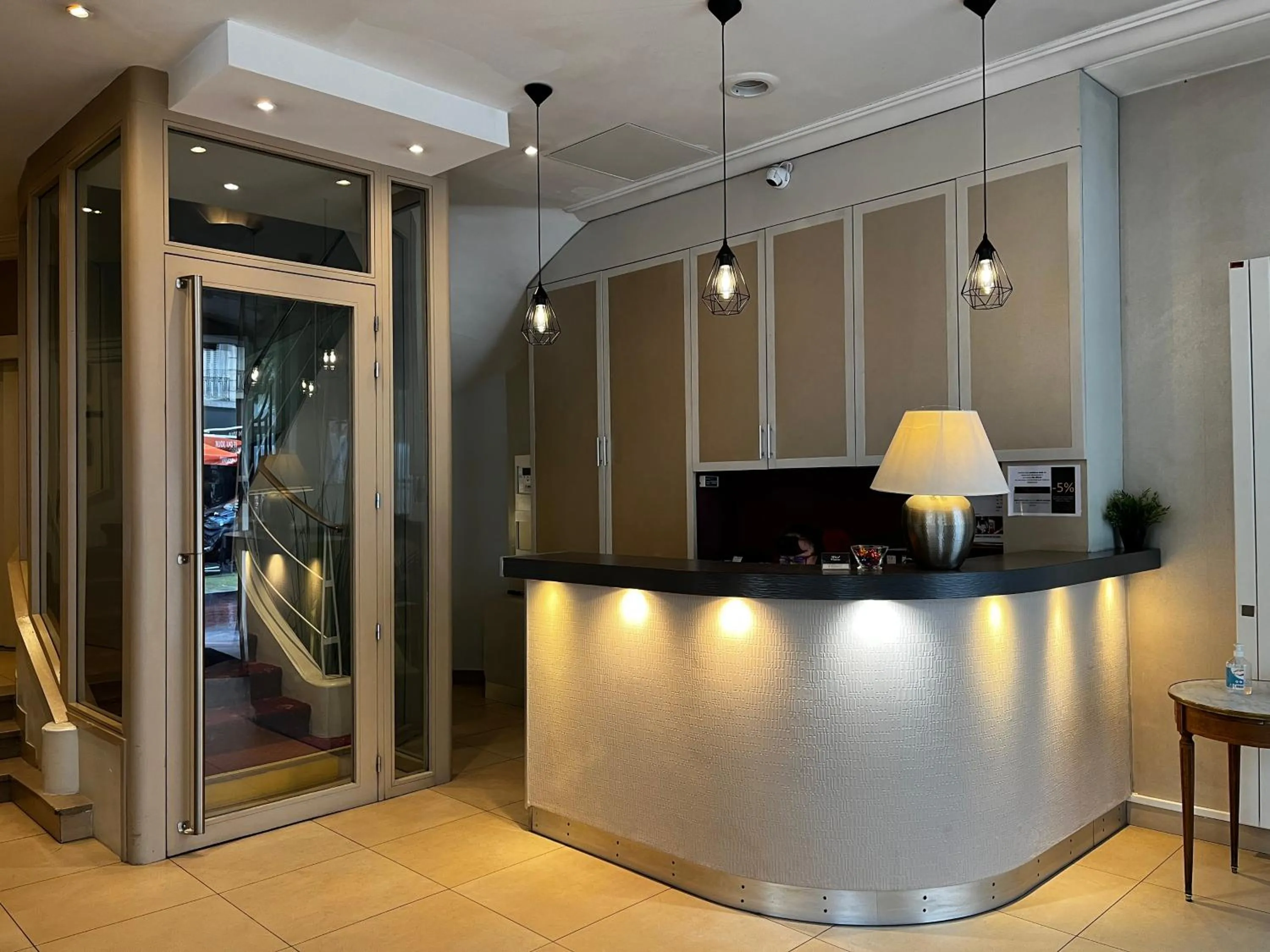 Lobby or reception in Hotel Viator - Gare de Lyon