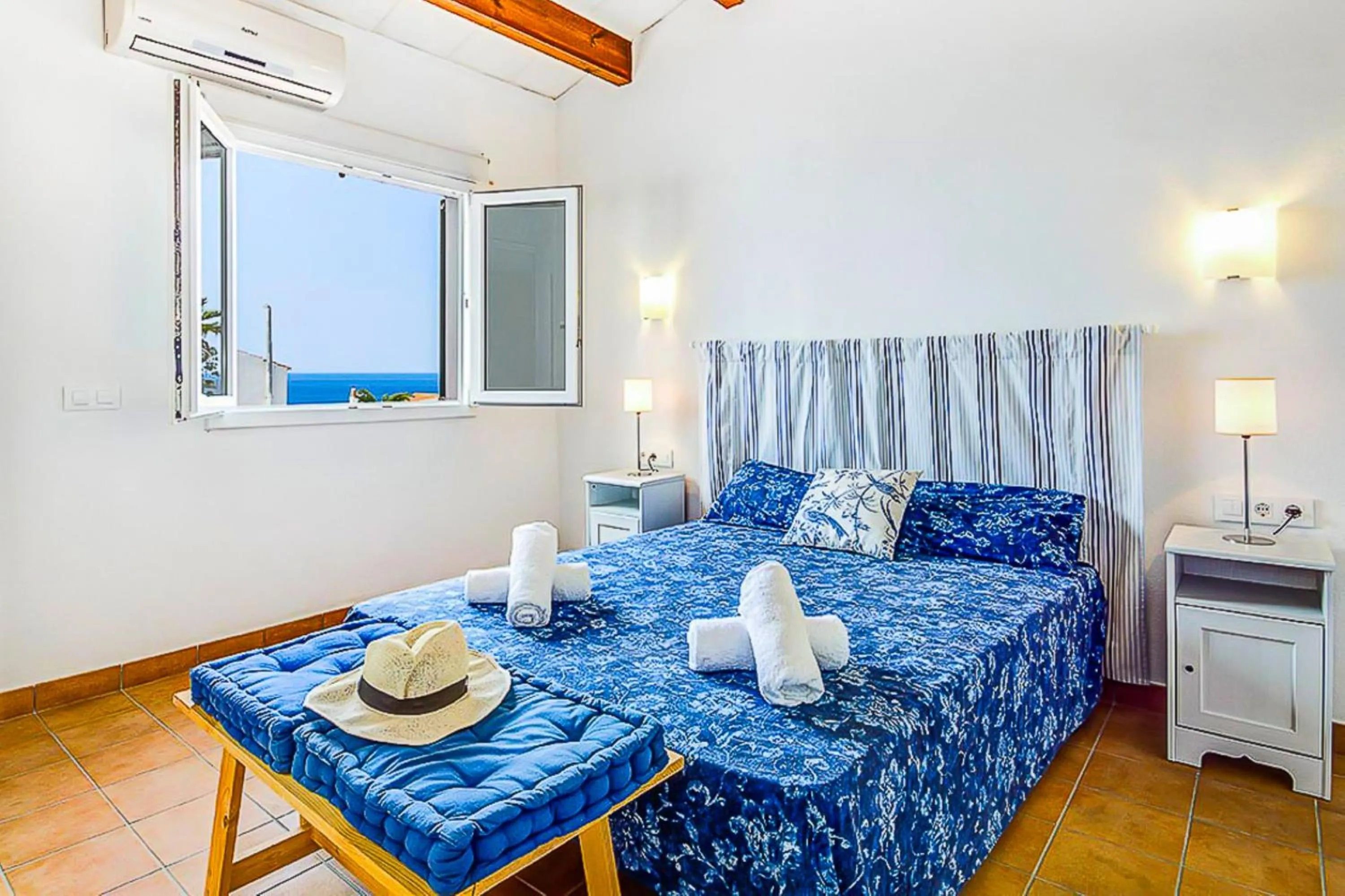 Bedroom, Bed in Villa FARO by Mauter Villas