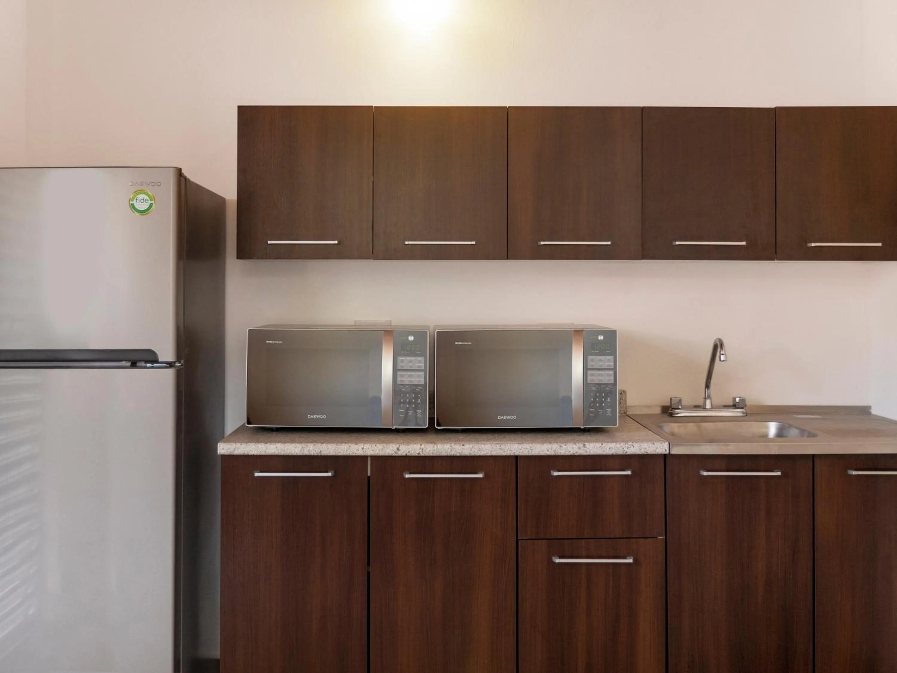 Communal kitchen in Colorbox beds and rooms