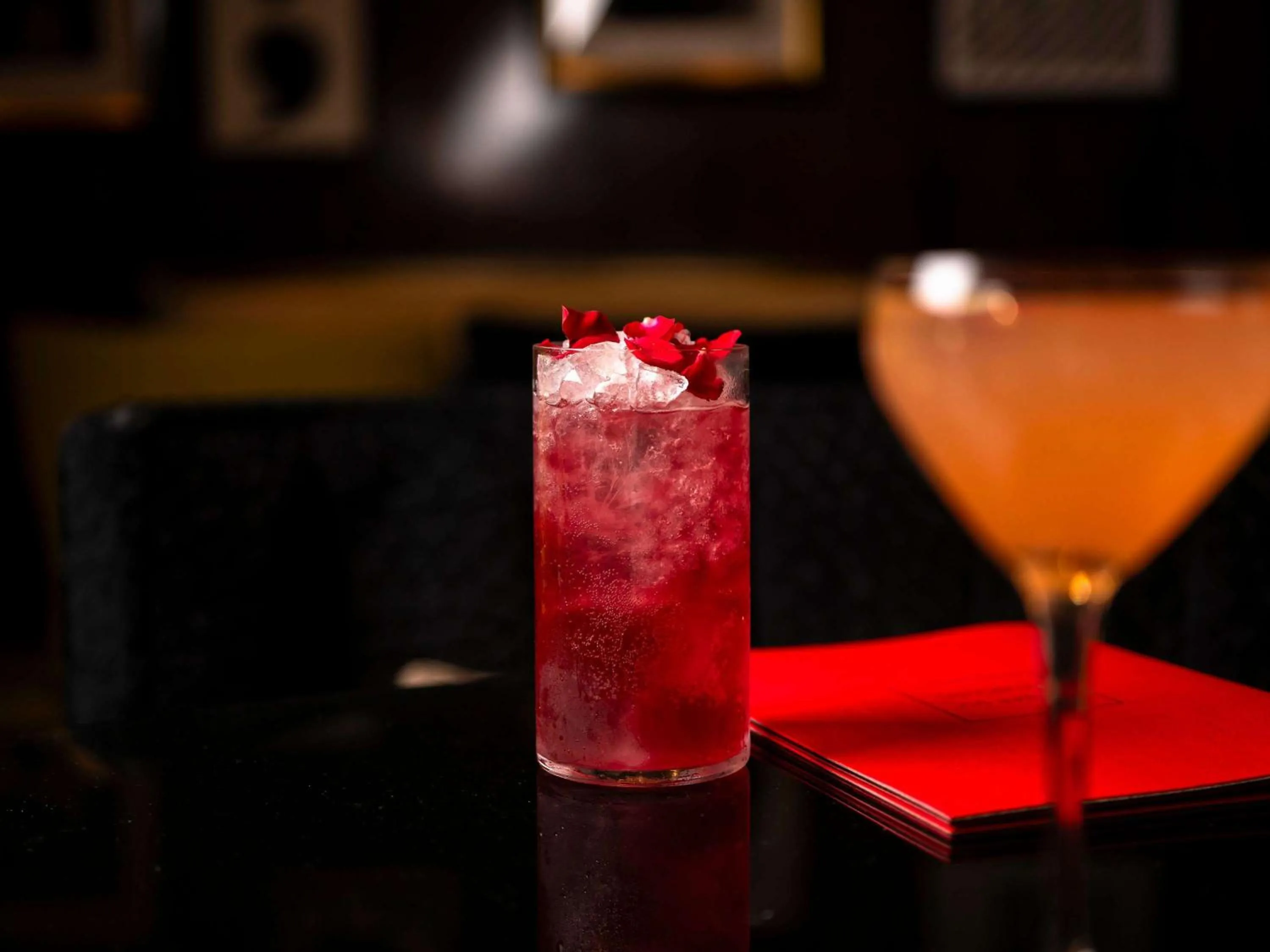 Lounge or bar in Sofitel Paris Le Faubourg