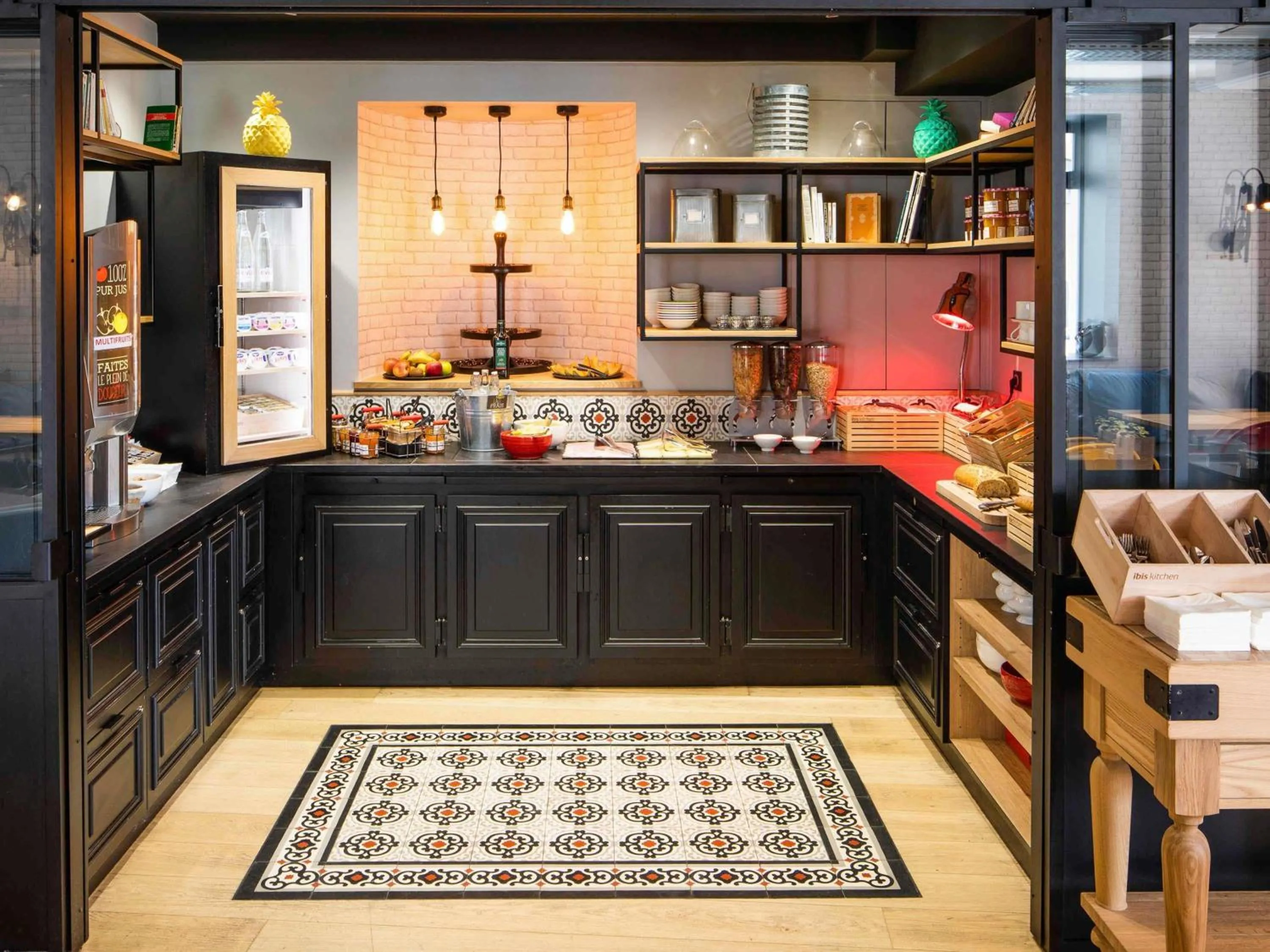 Property building in ibis Styles Dinan Centre Ville