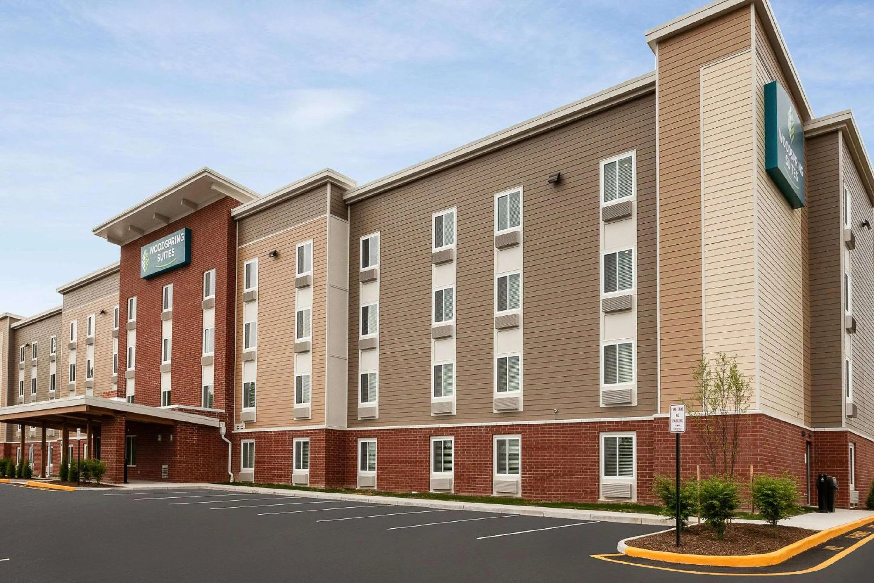 Property building in WoodSpring Suites Quantico