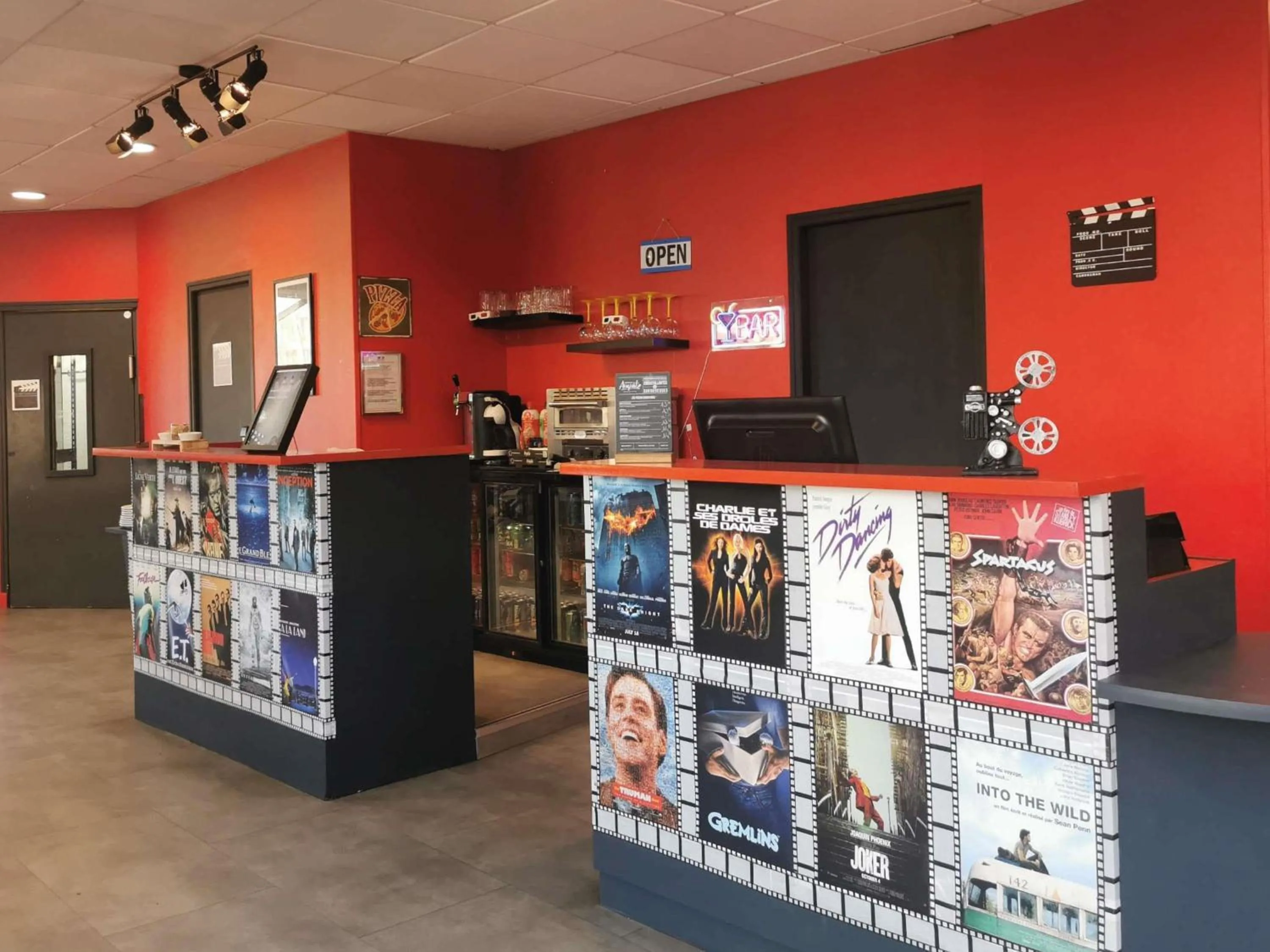 Property building in Ibis Styles Paris Saint Denis La Plaine