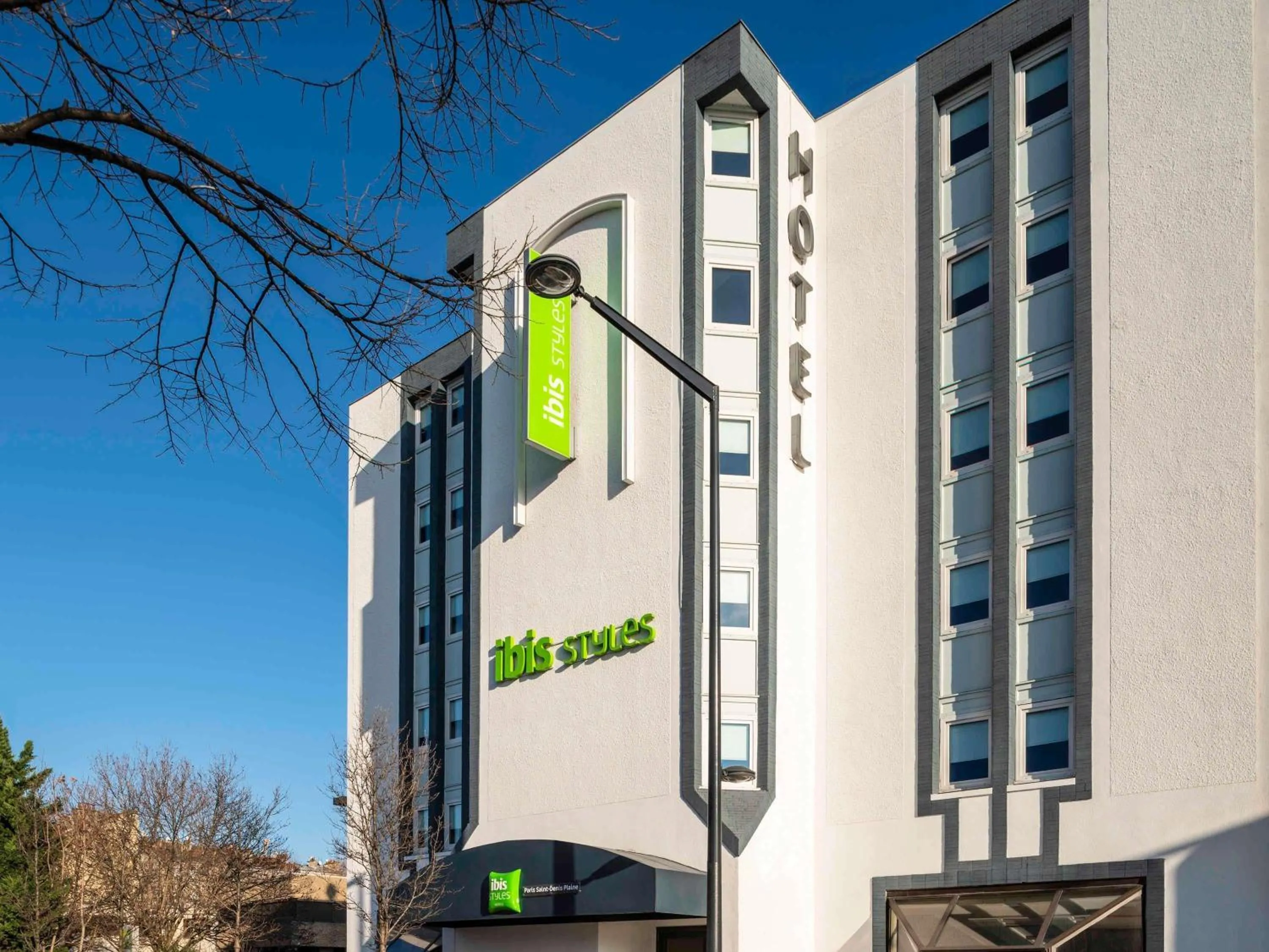 Property building in Ibis Styles Paris Saint Denis La Plaine