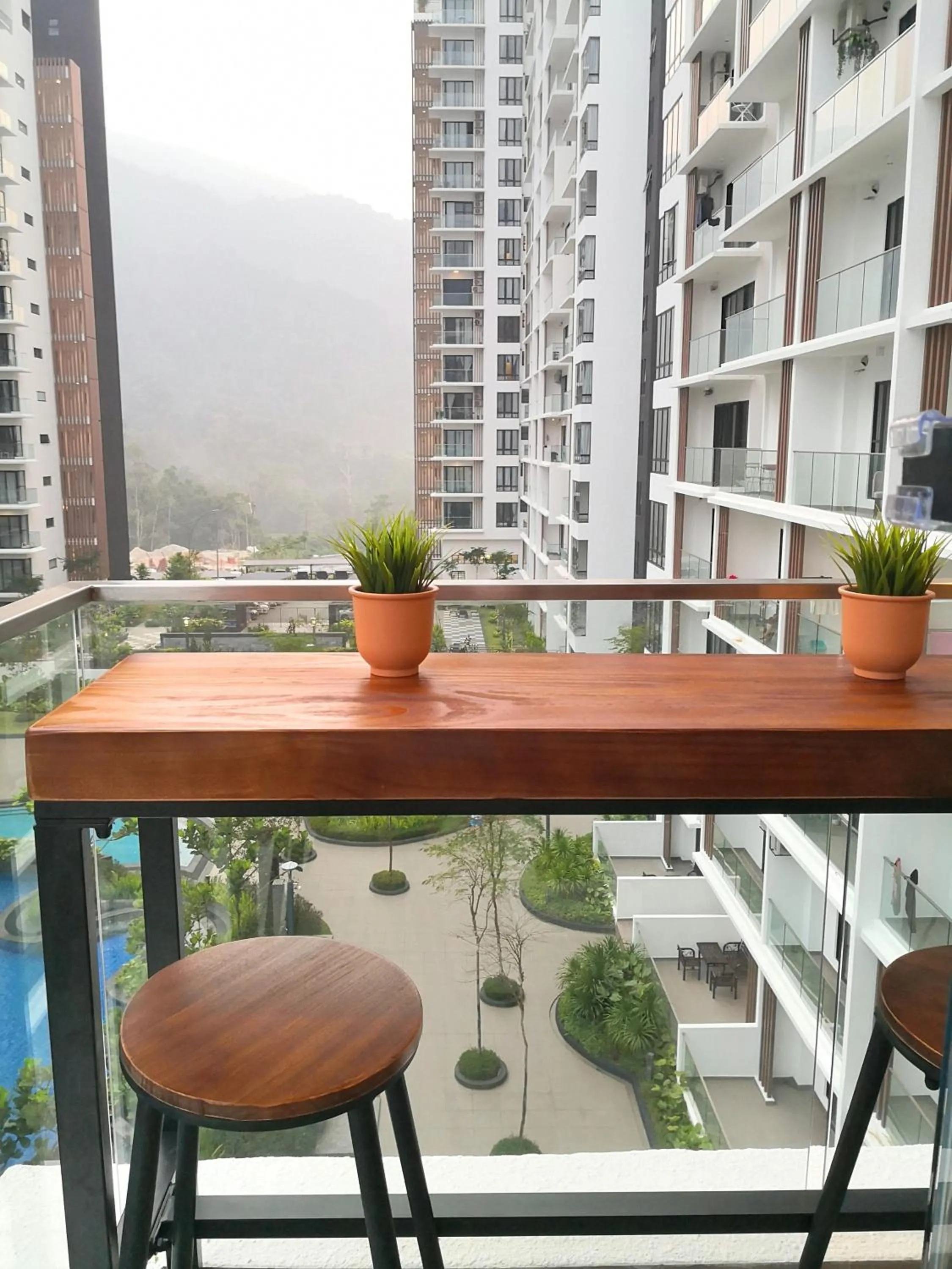 Balcony/Terrace in Urban Tropic@Midhill Genting Highland (Free Wi-Fi)