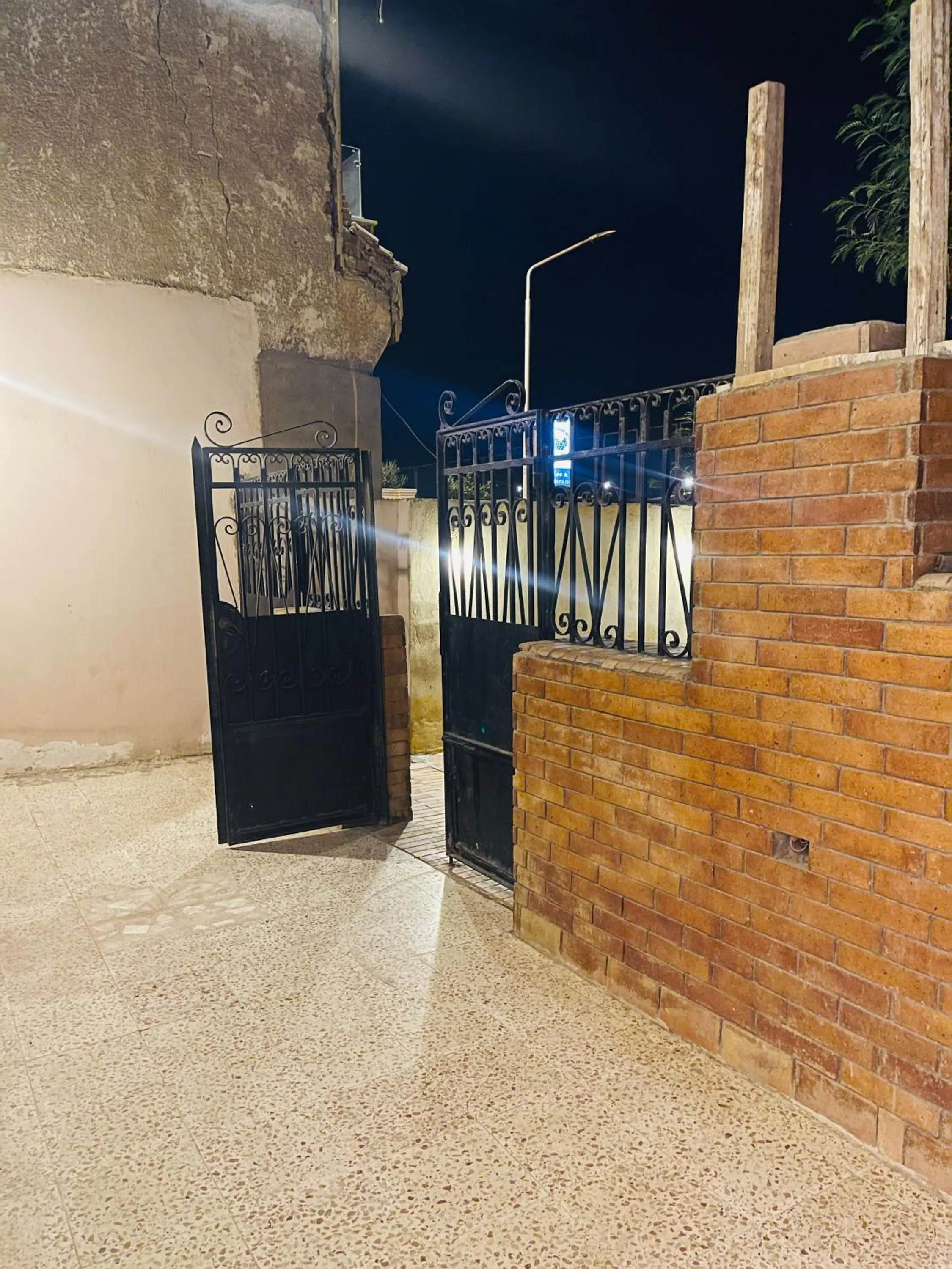 Farida Pyramids Boutique Hotel