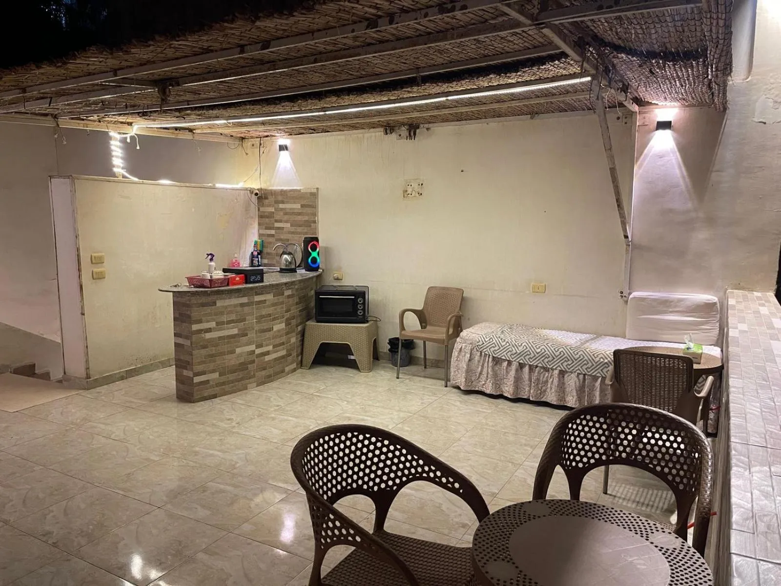 Restaurant/places to eat in Farida Pyramids Boutique Hotel & Free Airport Pickup