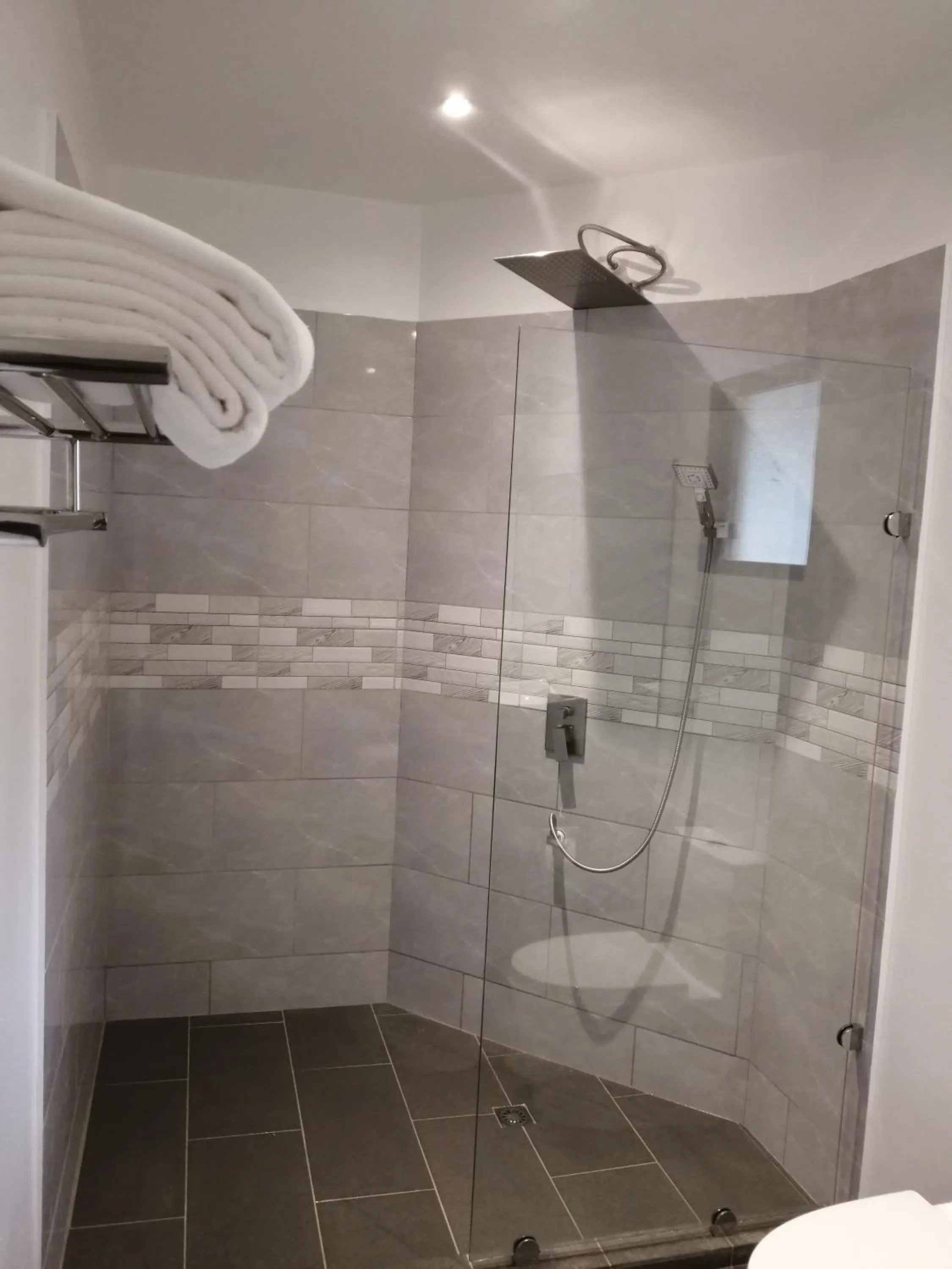 Bathroom in Hidden Jewel Resort