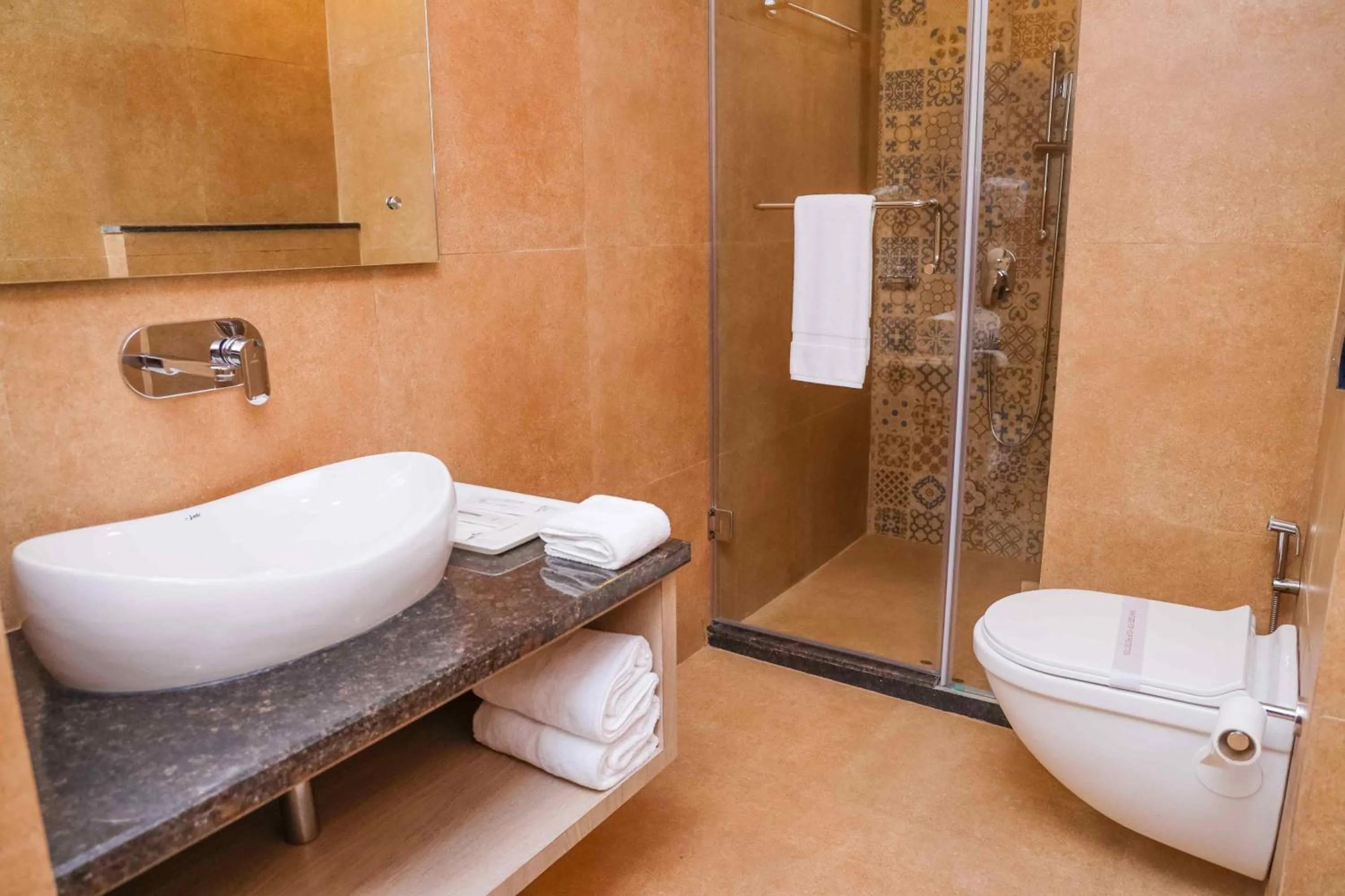 Bathroom in Hotel Regent Laguna