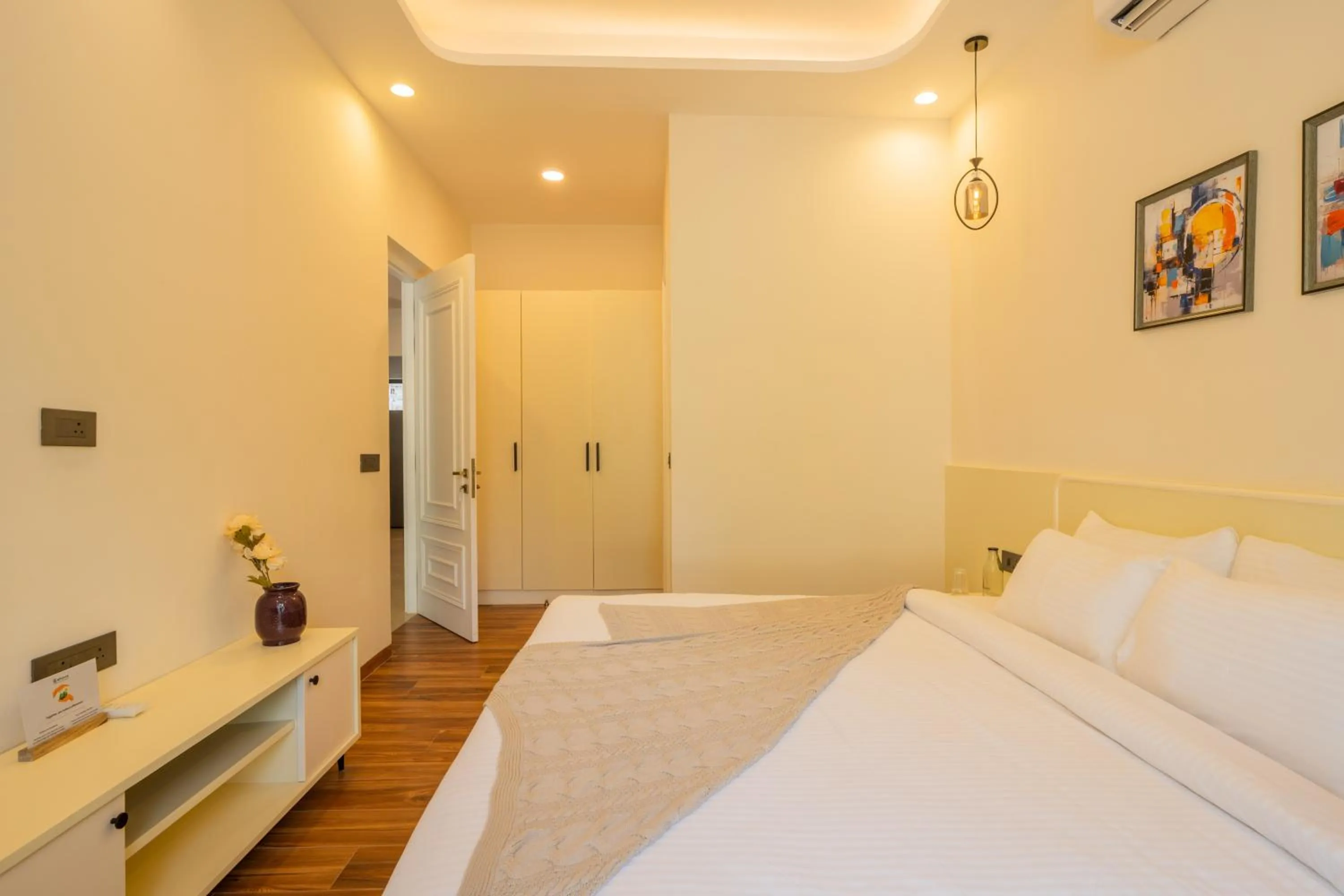 Bed in Hotel Regent Laguna