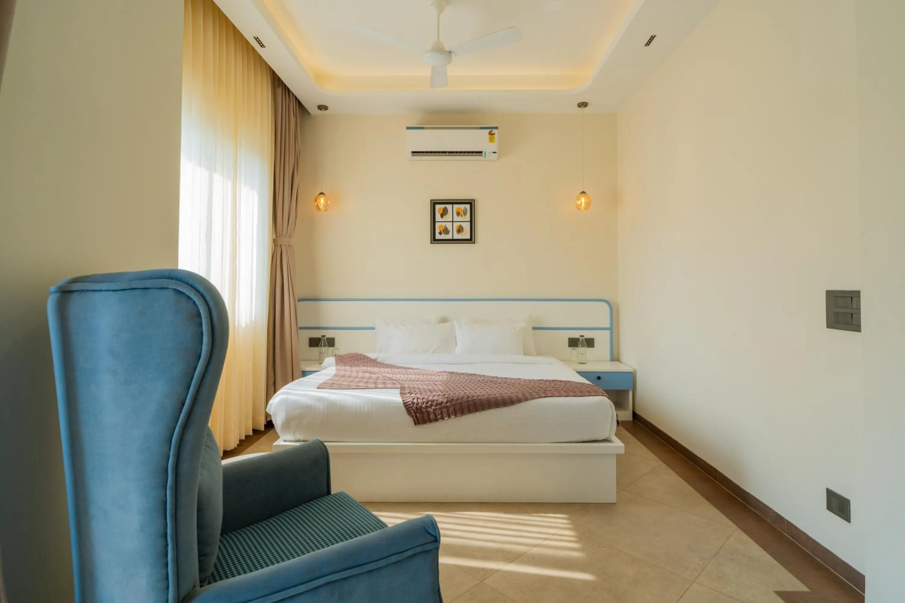 Bed in Hotel Regent Laguna