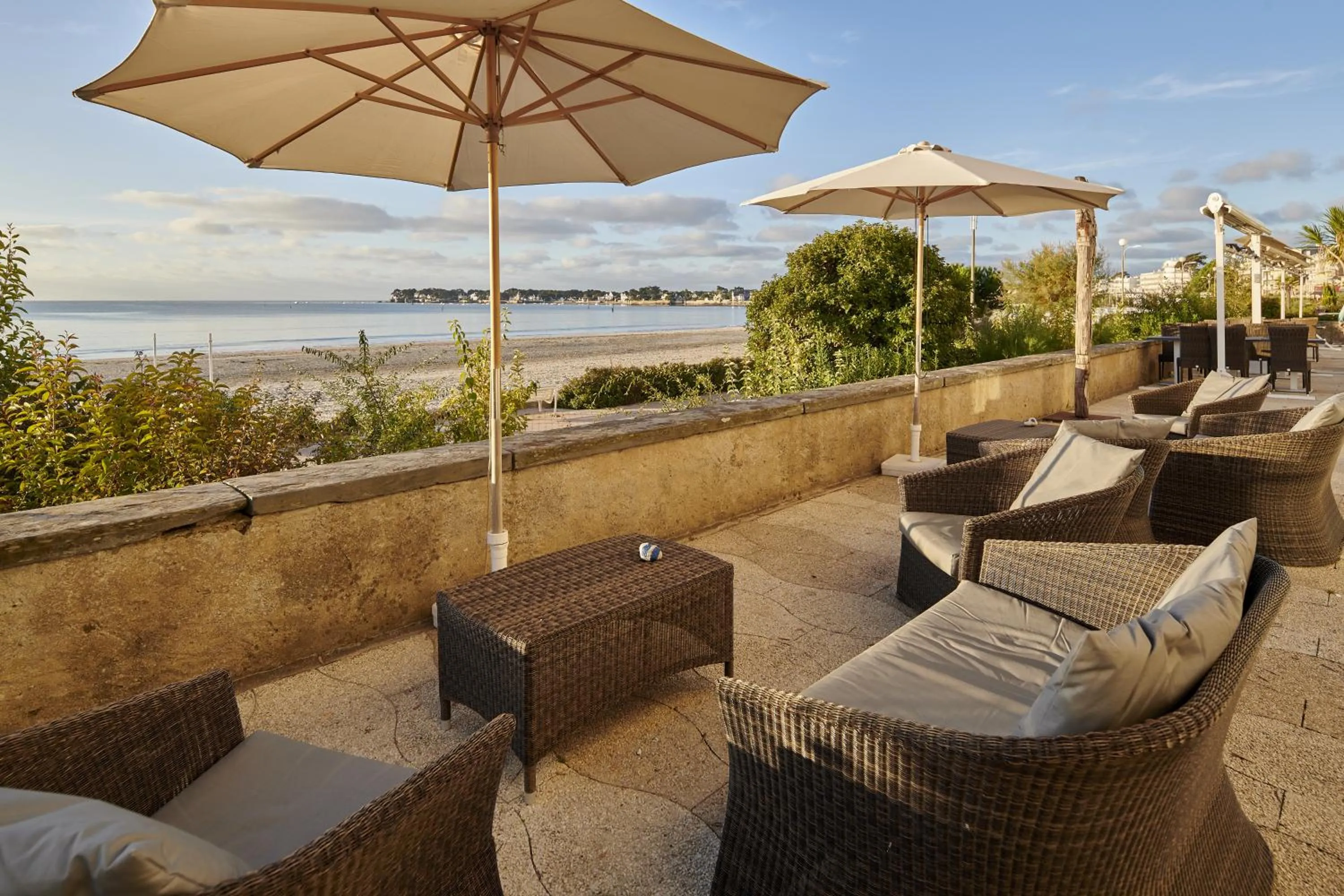 Balcony/Terrace in Hôtel Vacances Bleues Villa Caroline