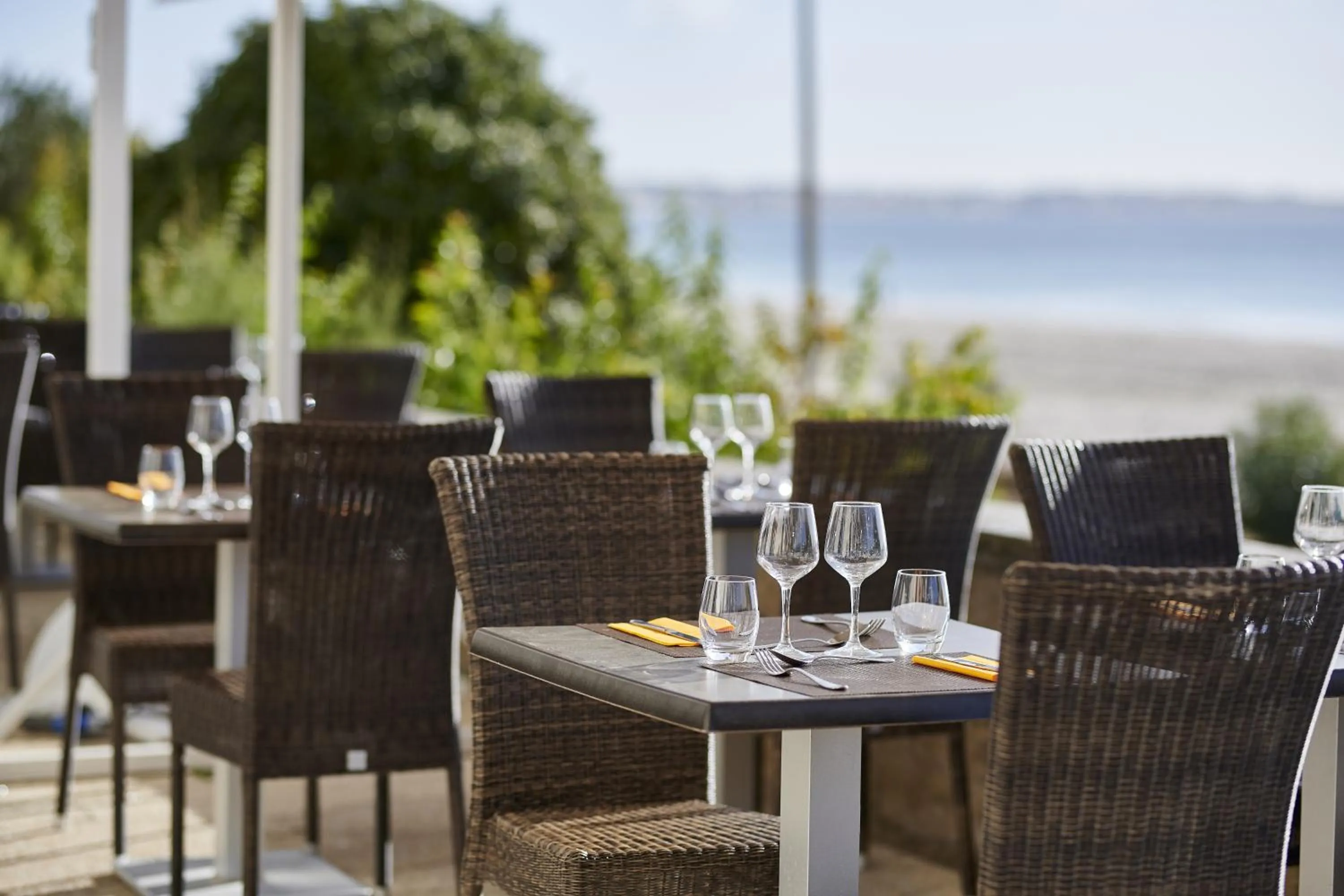 Patio in Hôtel Vacances Bleues Villa Caroline