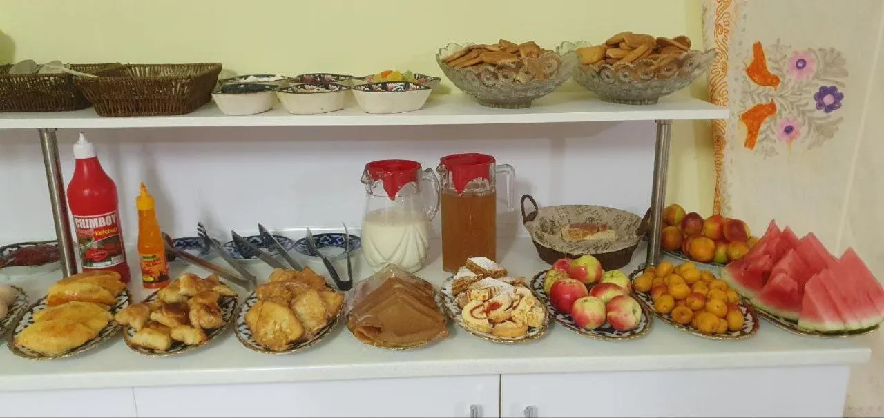 Kitchen or kitchenette in Samarkand City Center Hotel