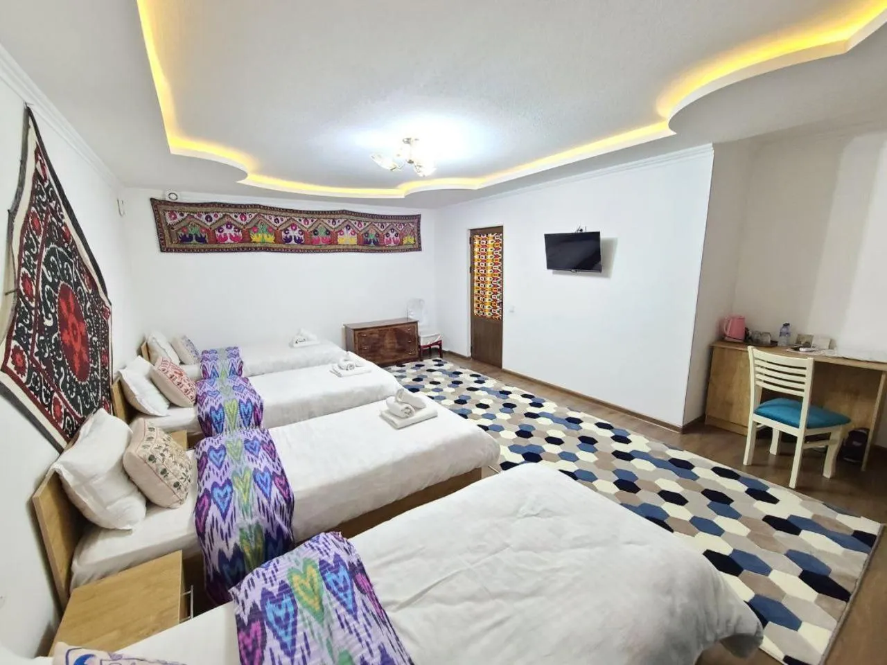 Bedroom, Bed in Samarkand City Center Hotel