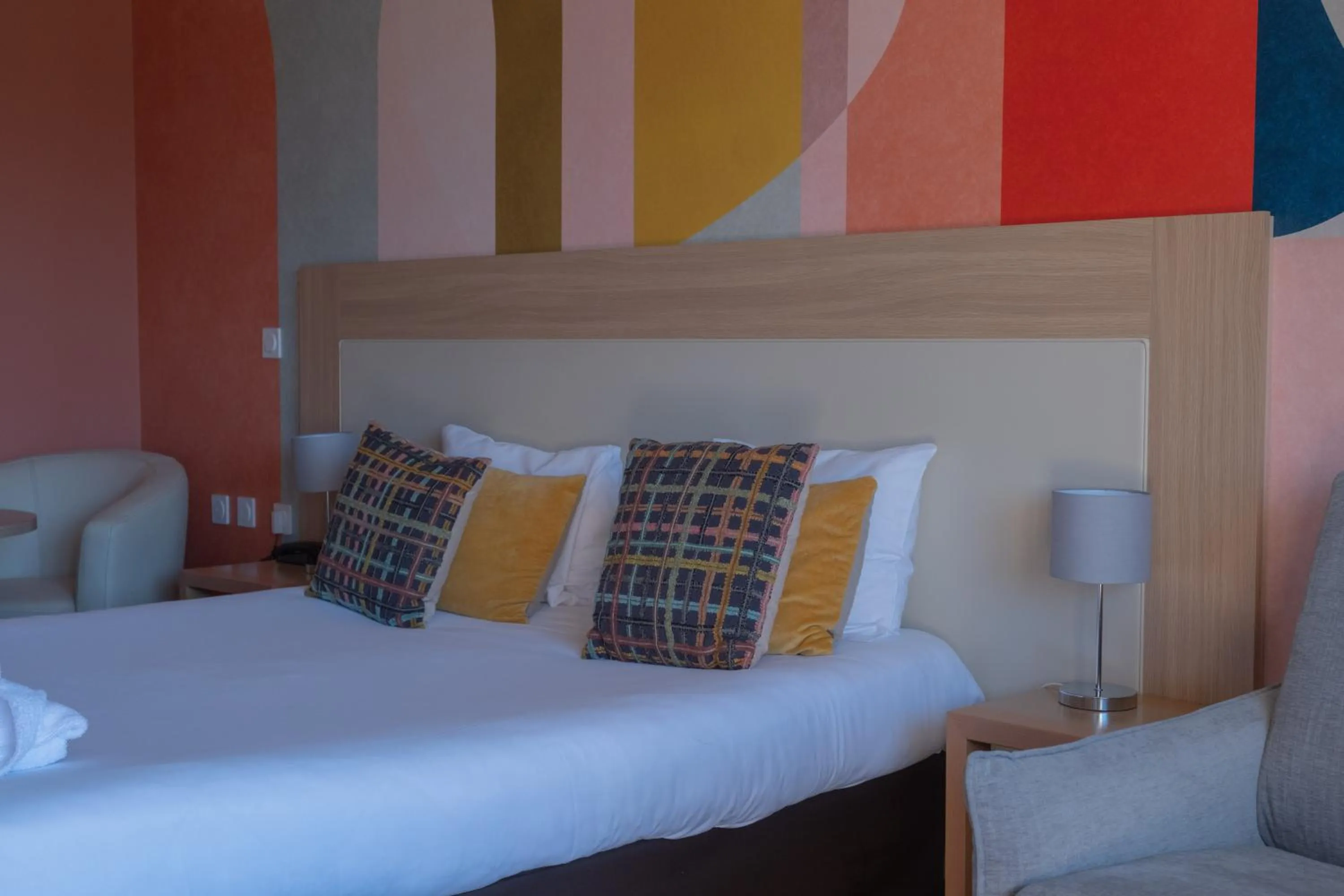 Photo of the whole room, Bed in Hotel *** & Spa Vacances Bleues Villa Marlioz