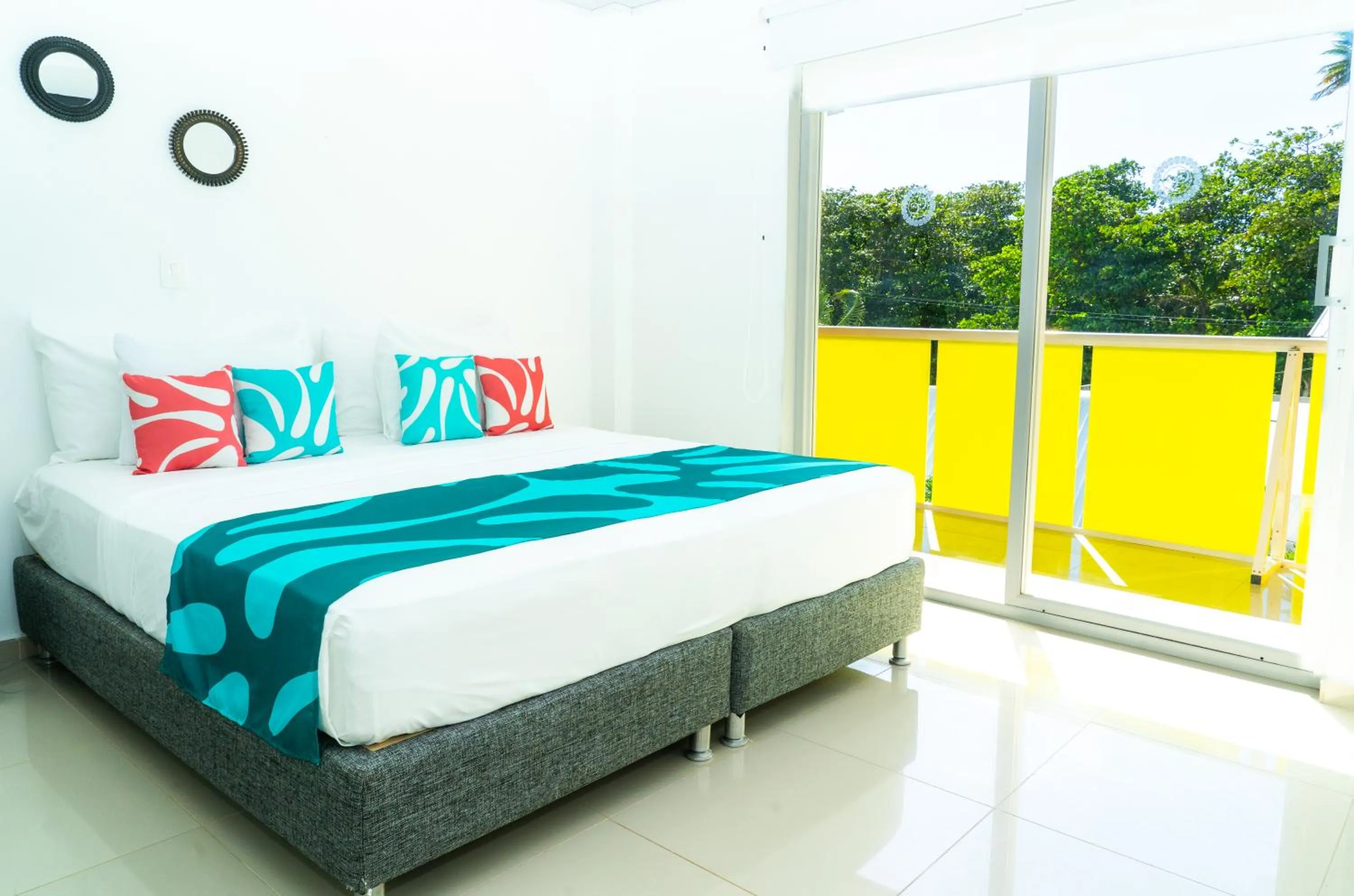 Garden view, Bed in Hotel Caribbean Coral