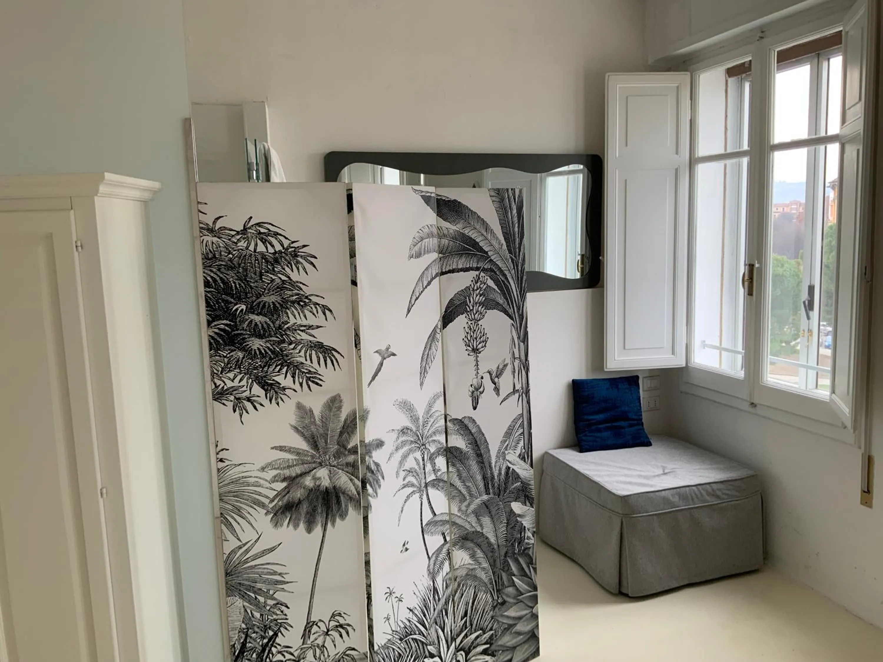 Photo of the whole room, Bed in Domus Dotta