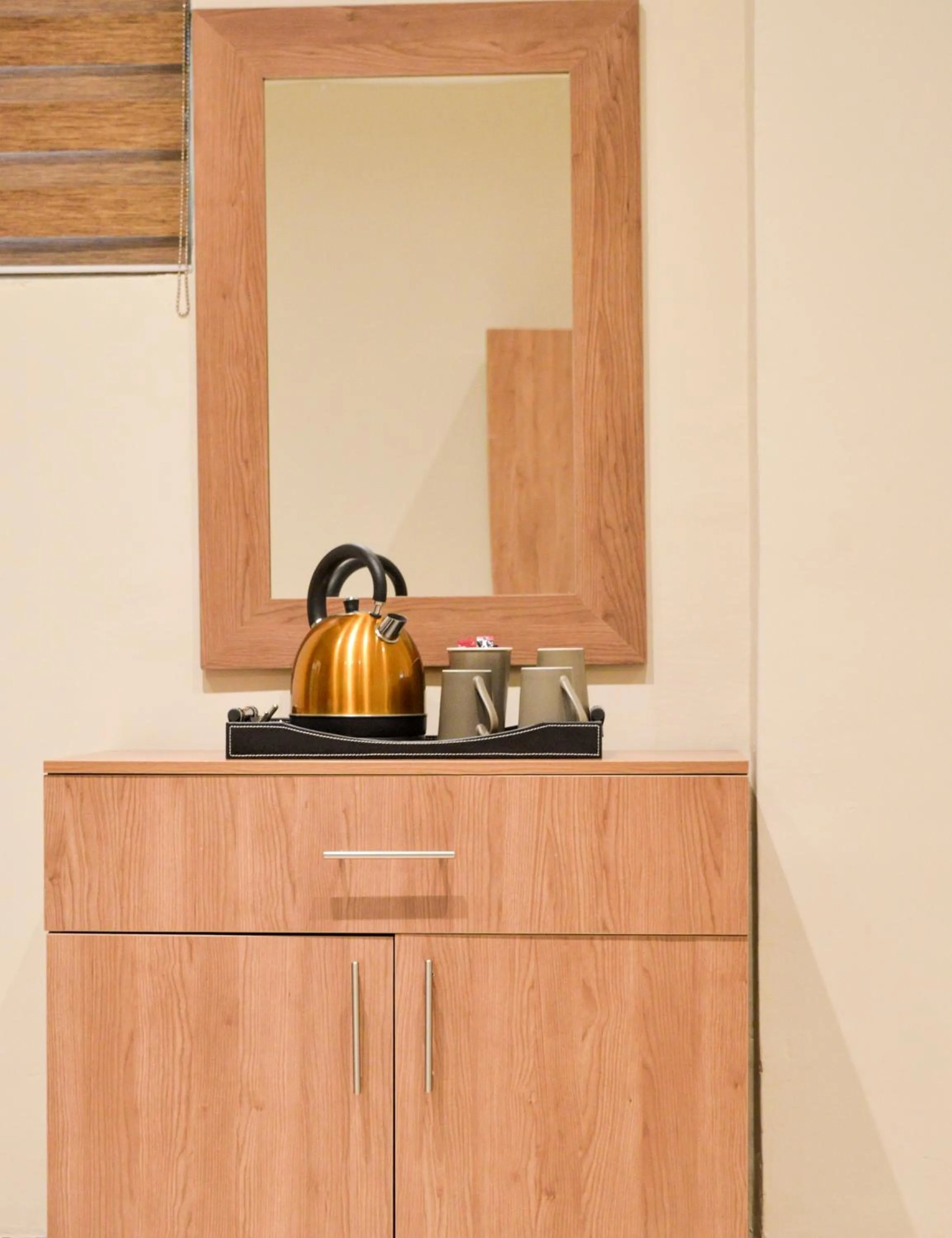 Coffee/tea facilities in Millennium hotel