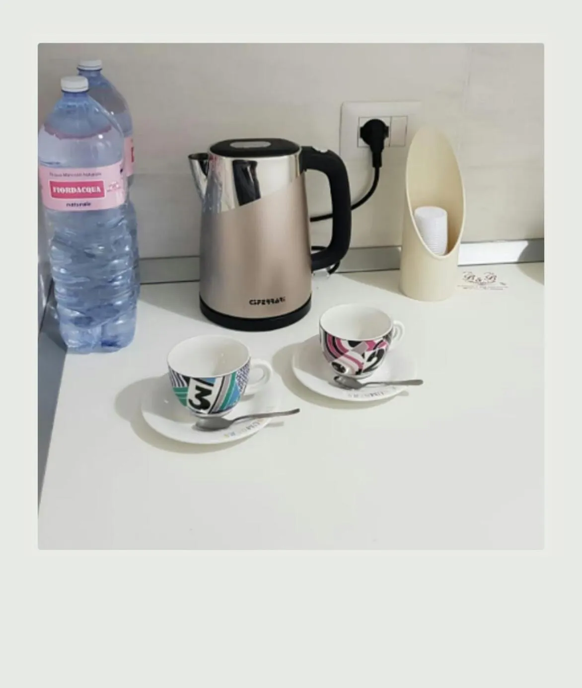 Coffee/tea facilities in B&B AEREOSTATION