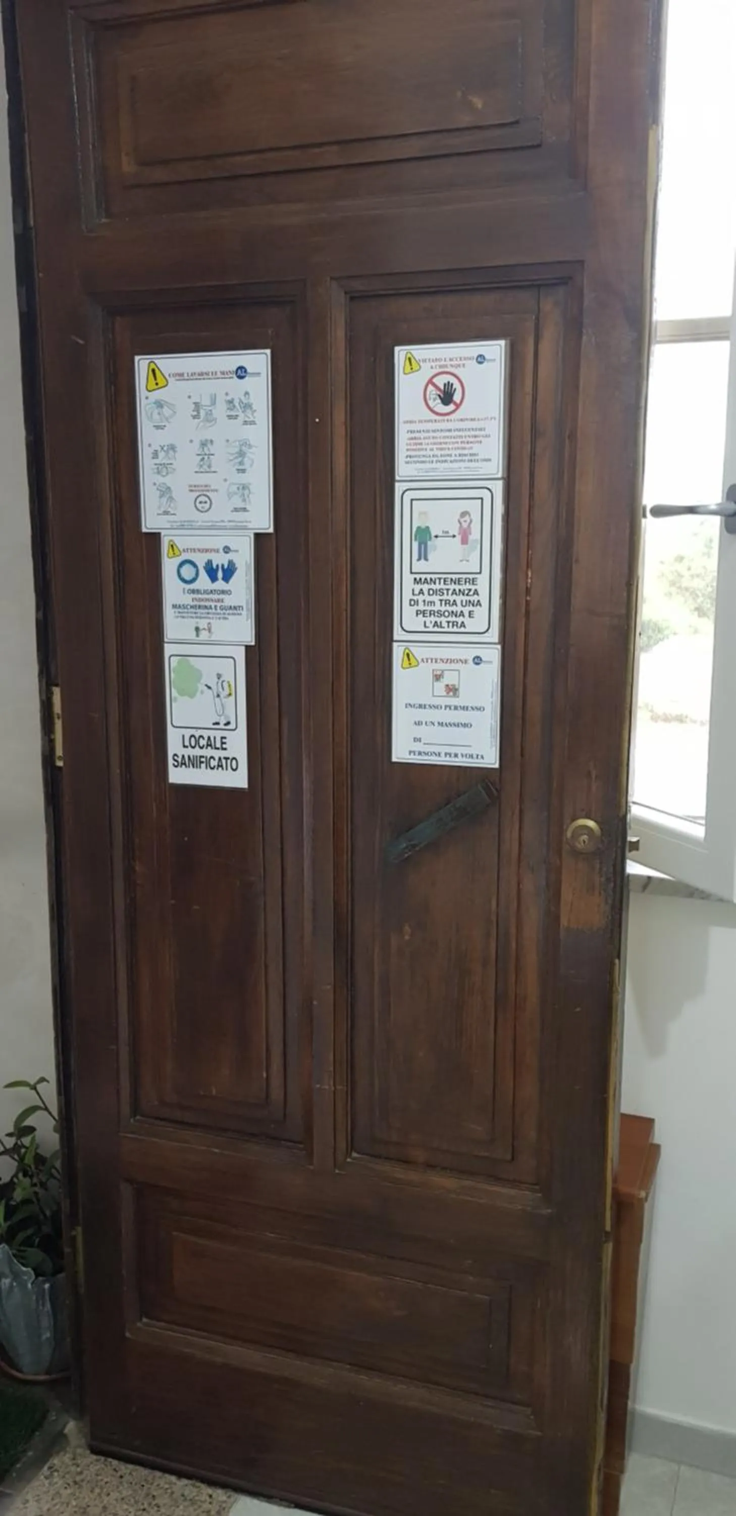 Logo/Certificate/Sign in B&B AEREOSTATION