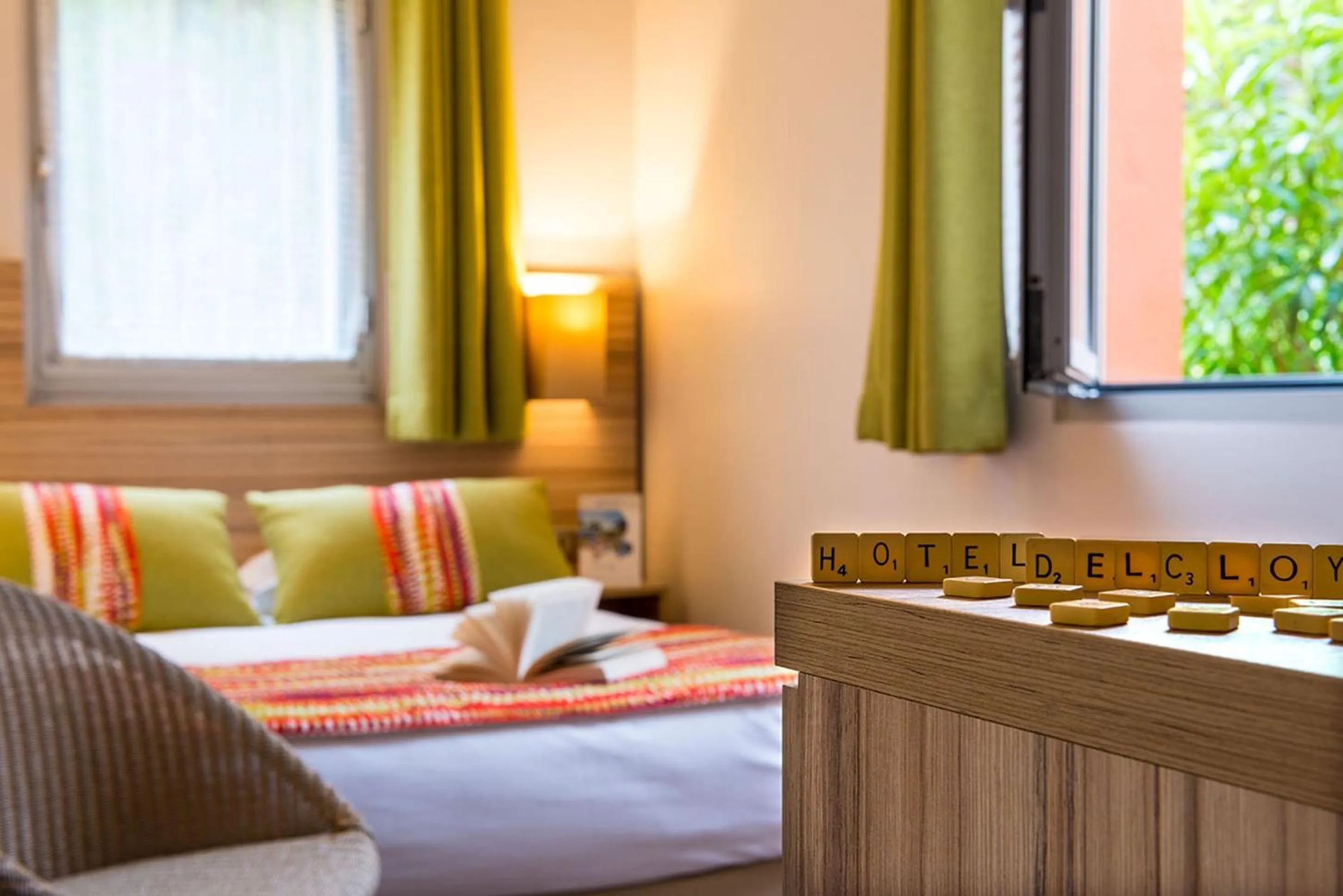 Bedroom, Bed in Hôtel Vacances Bleues Delcloy