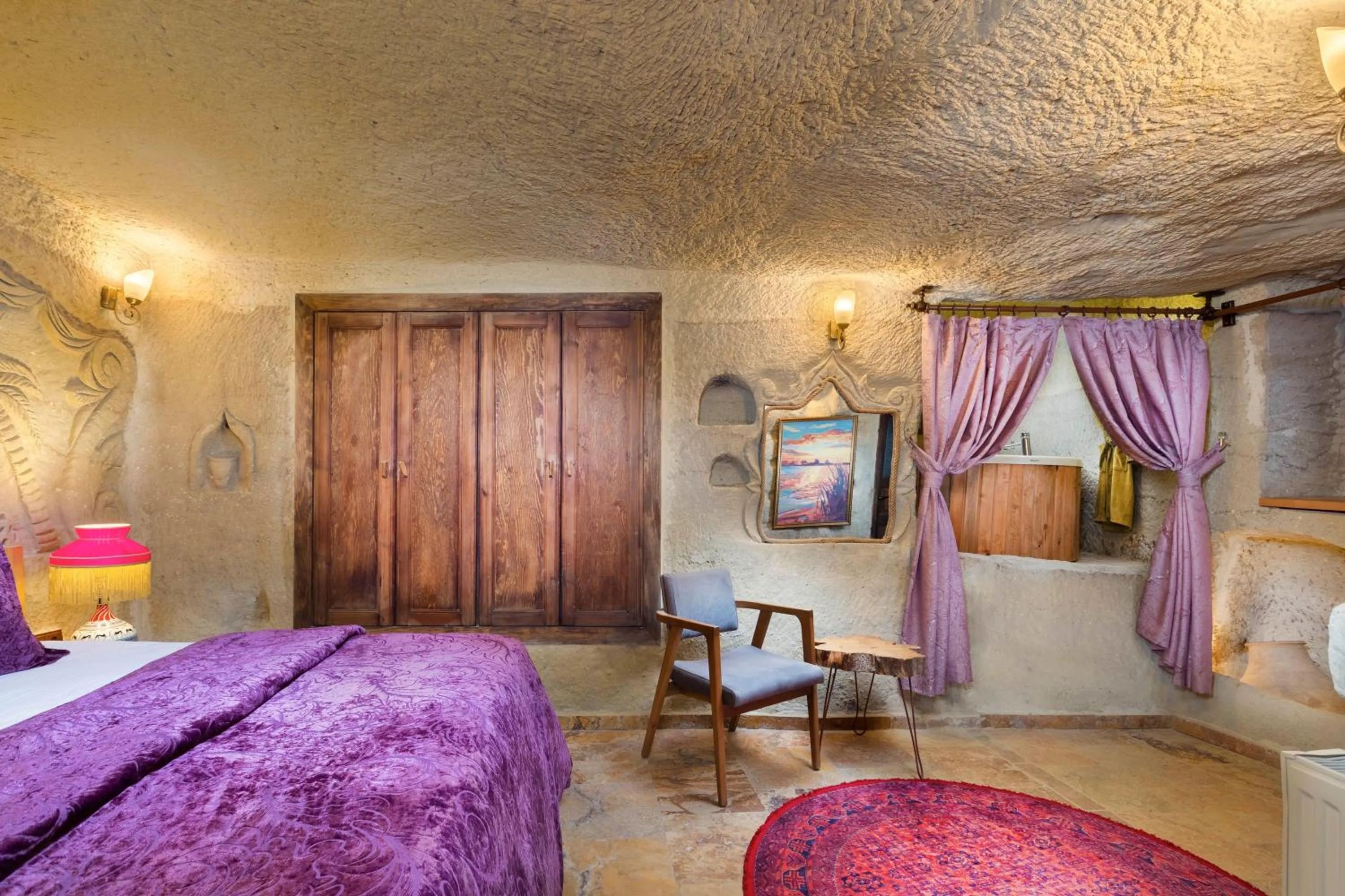 Bed in Cappadocia Splendid Cave Hotel