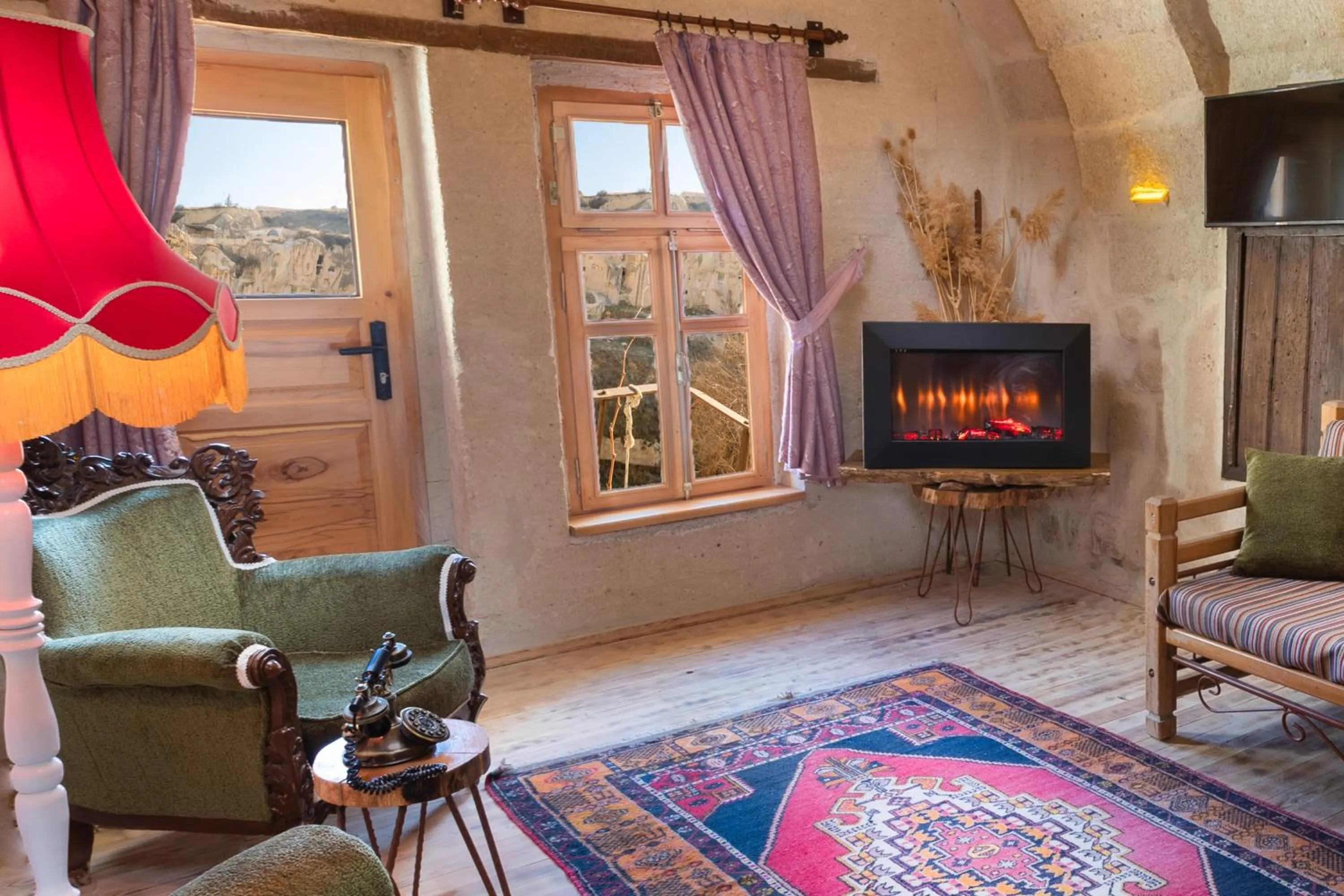 TV and multimedia in Cappadocia Splendid Cave Hotel