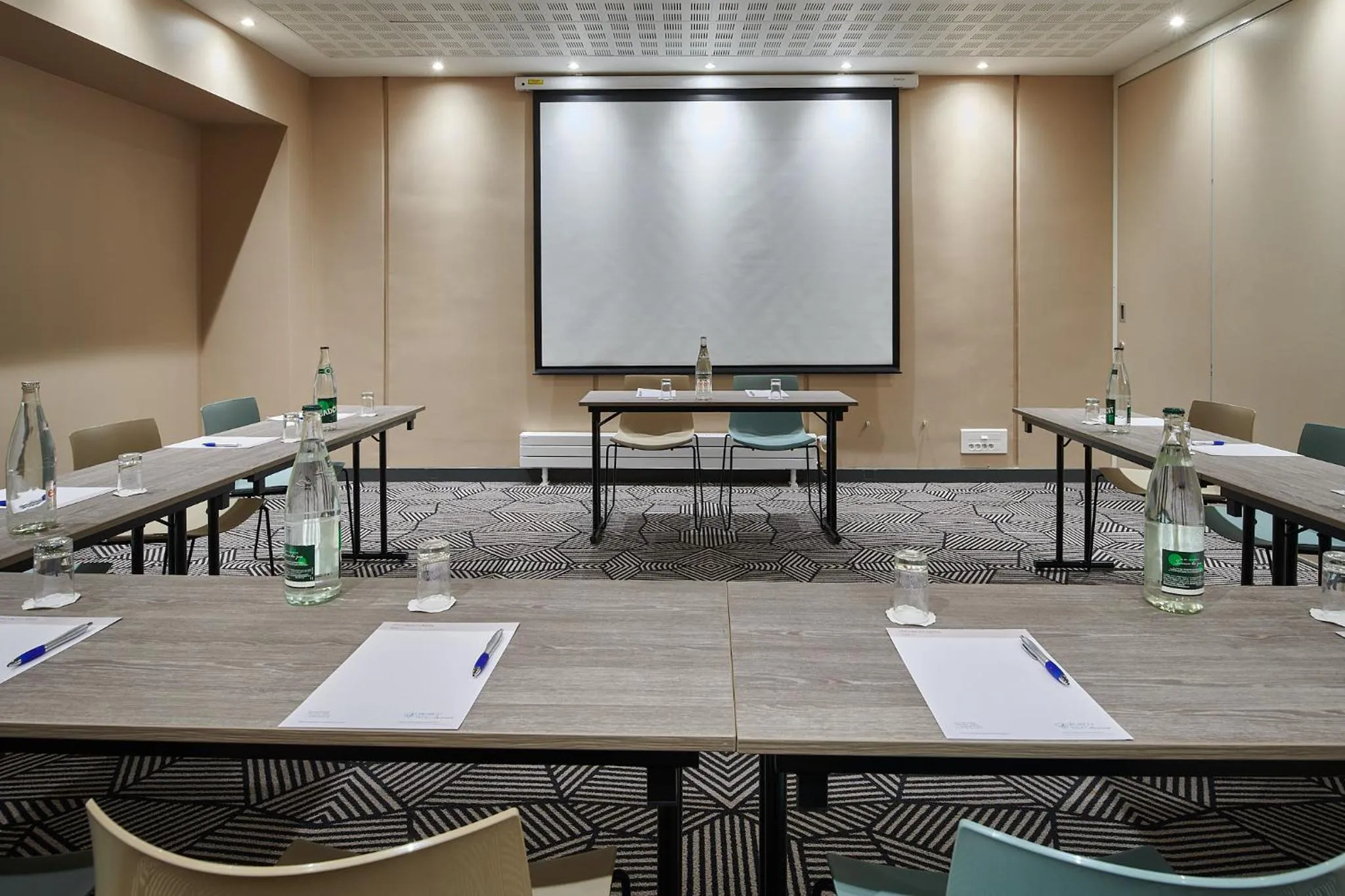 Banquet/Function facilities in Hotel Vacances Bleues Provinces Opera