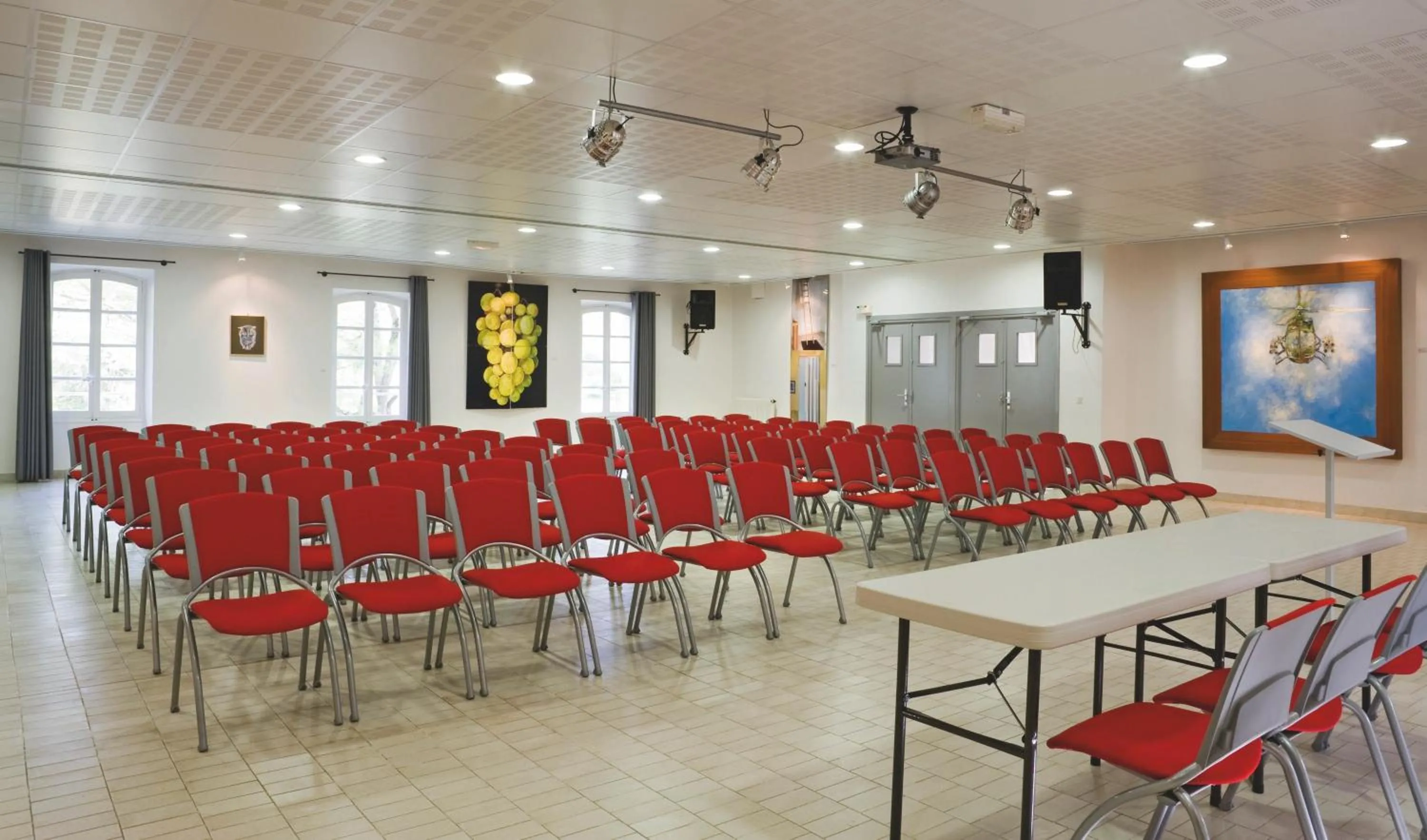 Meeting/conference room in Club Vacances Bleues Domaine de Château Laval