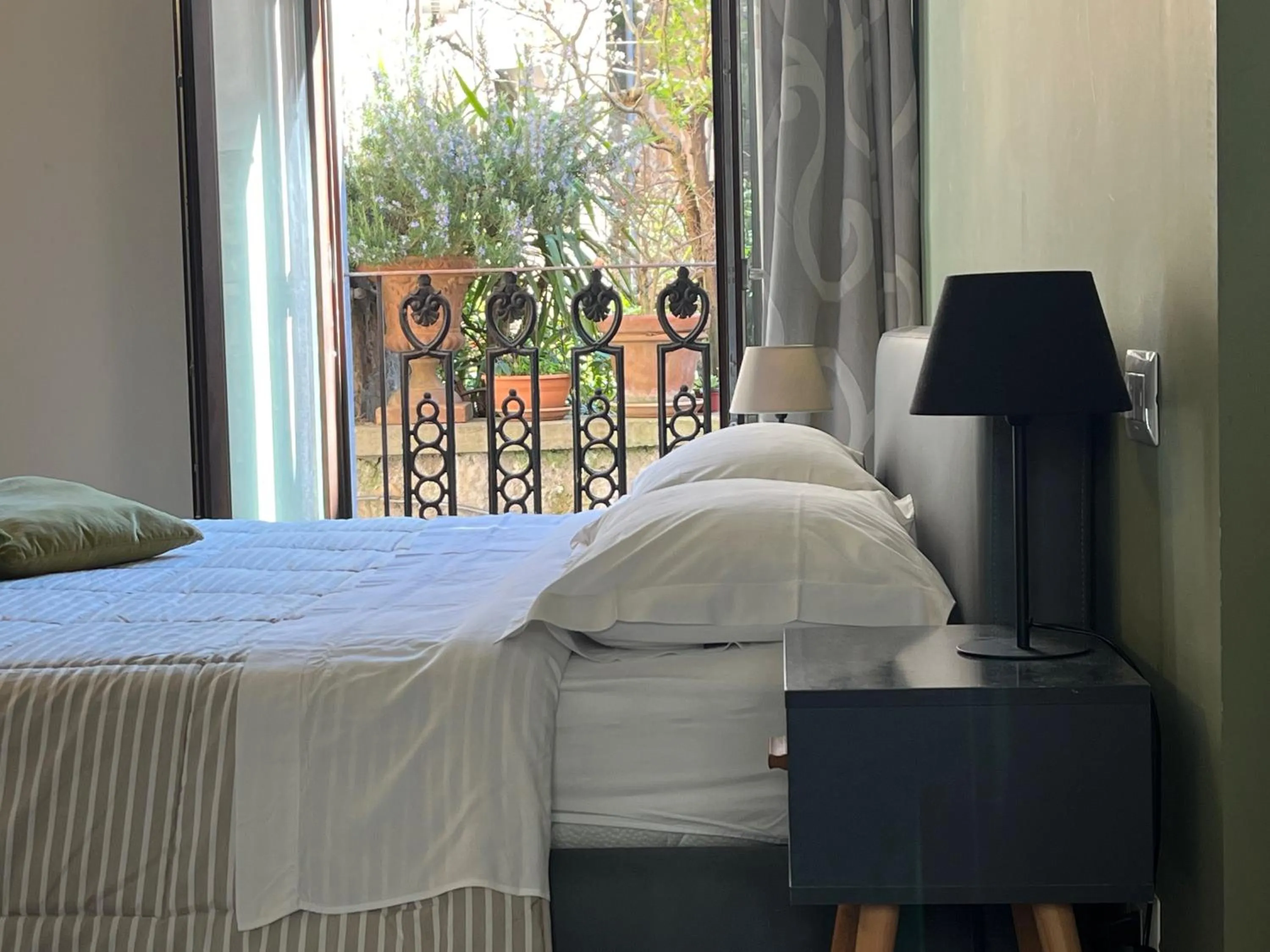 Bedroom, Bed in Home in Orvieto - corso Cavour 138