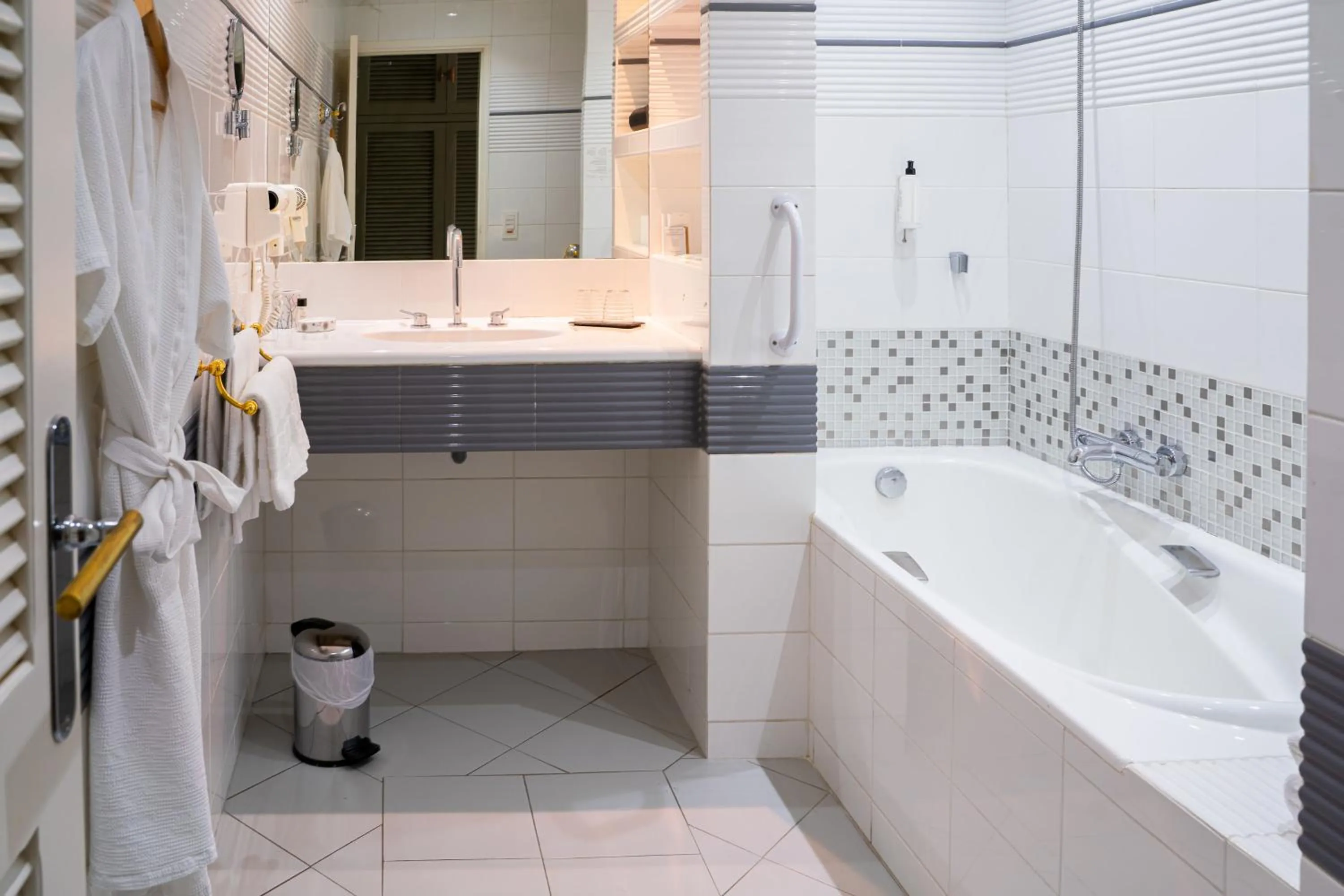 Bathroom in Logis Hotel Diana