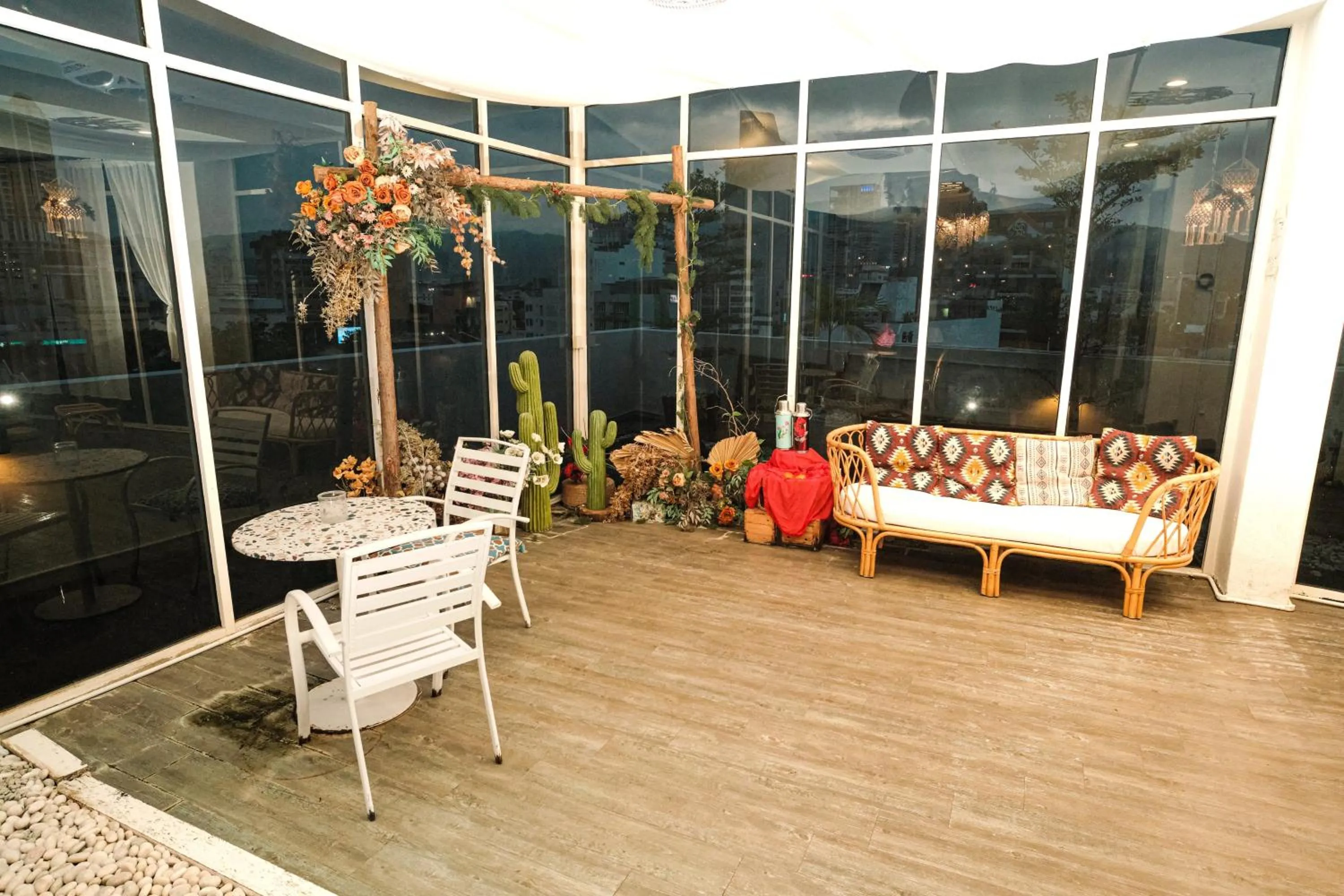 Restaurant/places to eat in Palette Penang Near Georgetown Formerly WOW Hotel