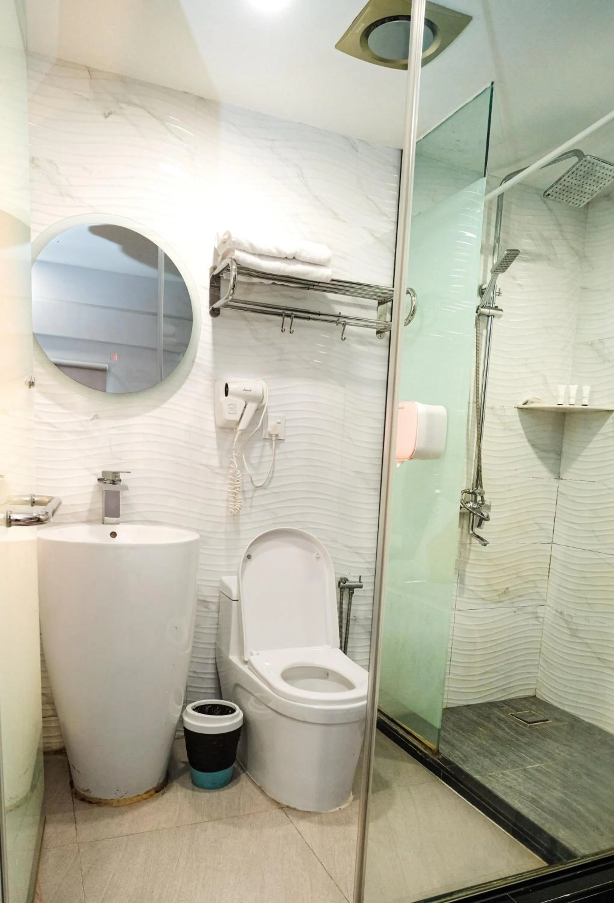 Bathroom in Palette Penang Near Georgetown Formerly WOW Hotel