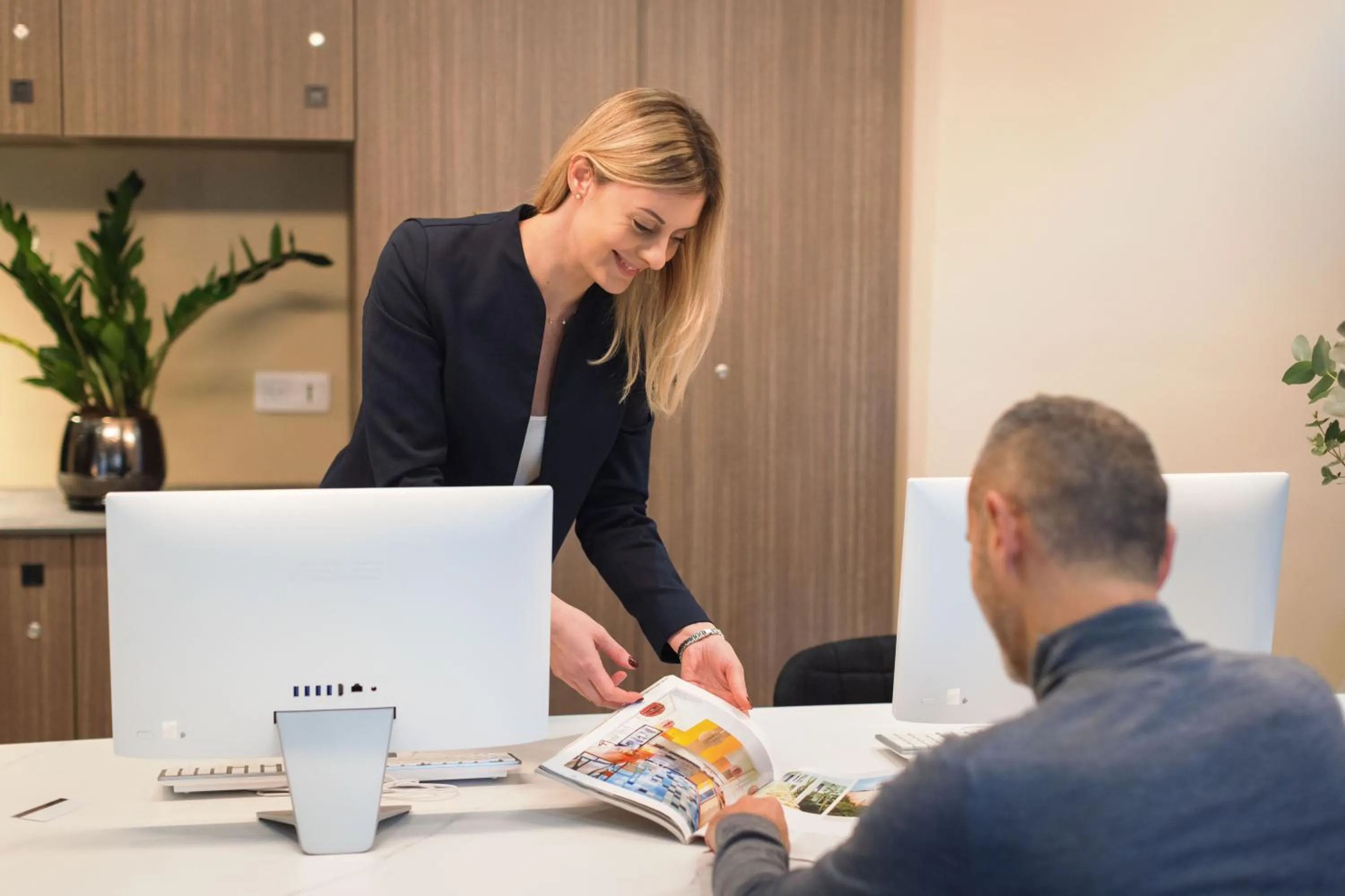 People in Hotel Khla Nice