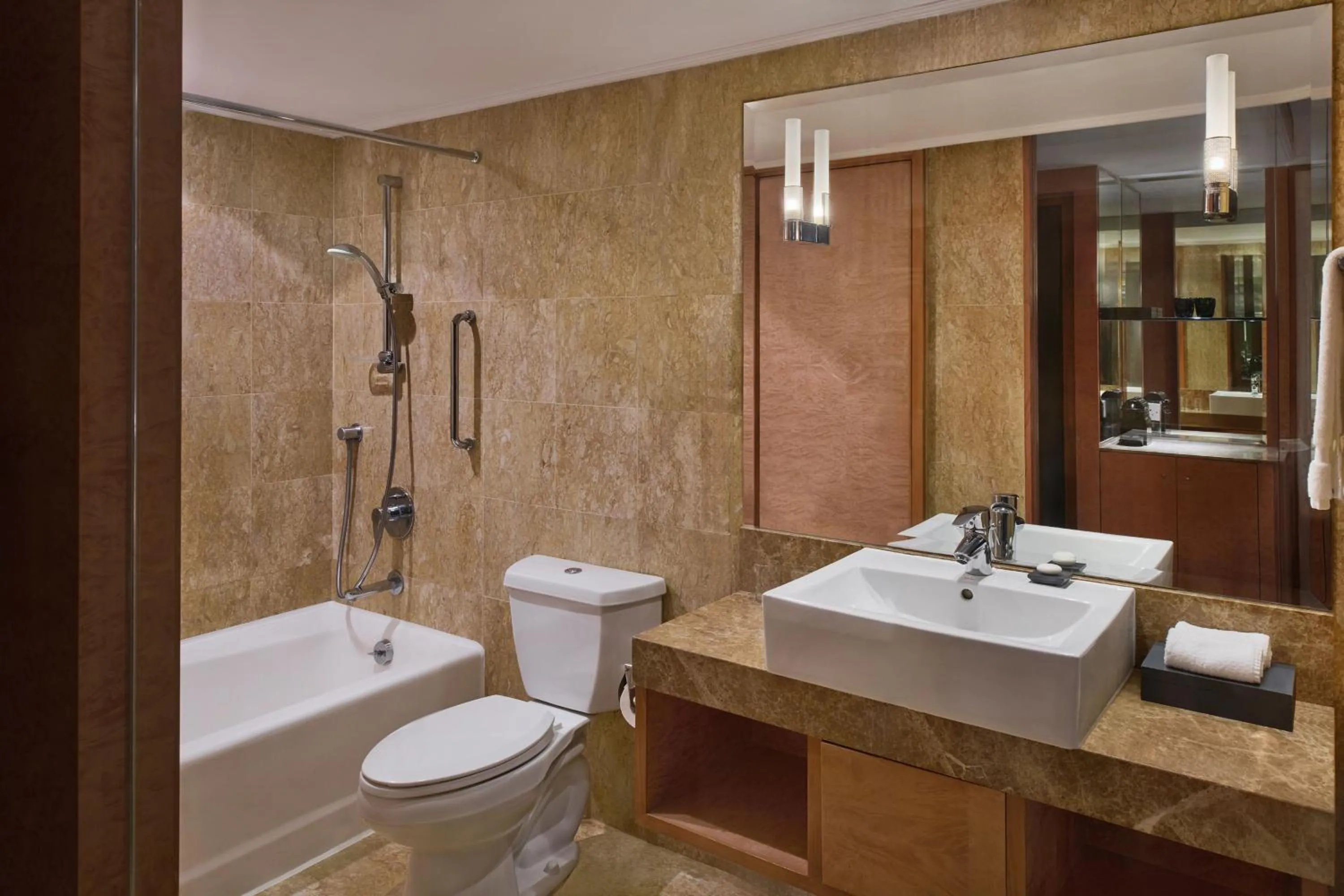 Bathroom in The Park Lane Hong Kong, Autograph Collection