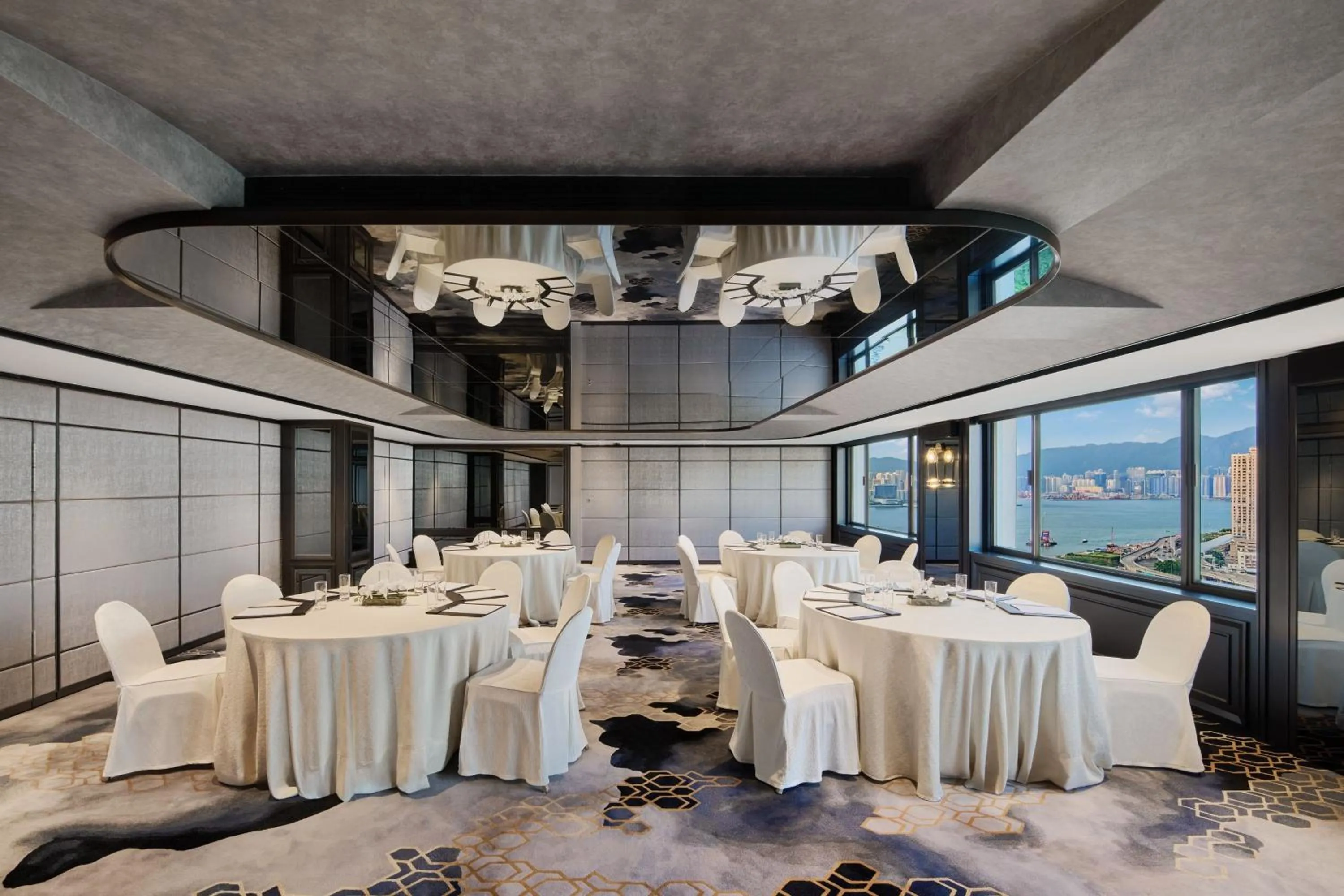 Meeting/conference room in The Park Lane Hong Kong, Autograph Collection