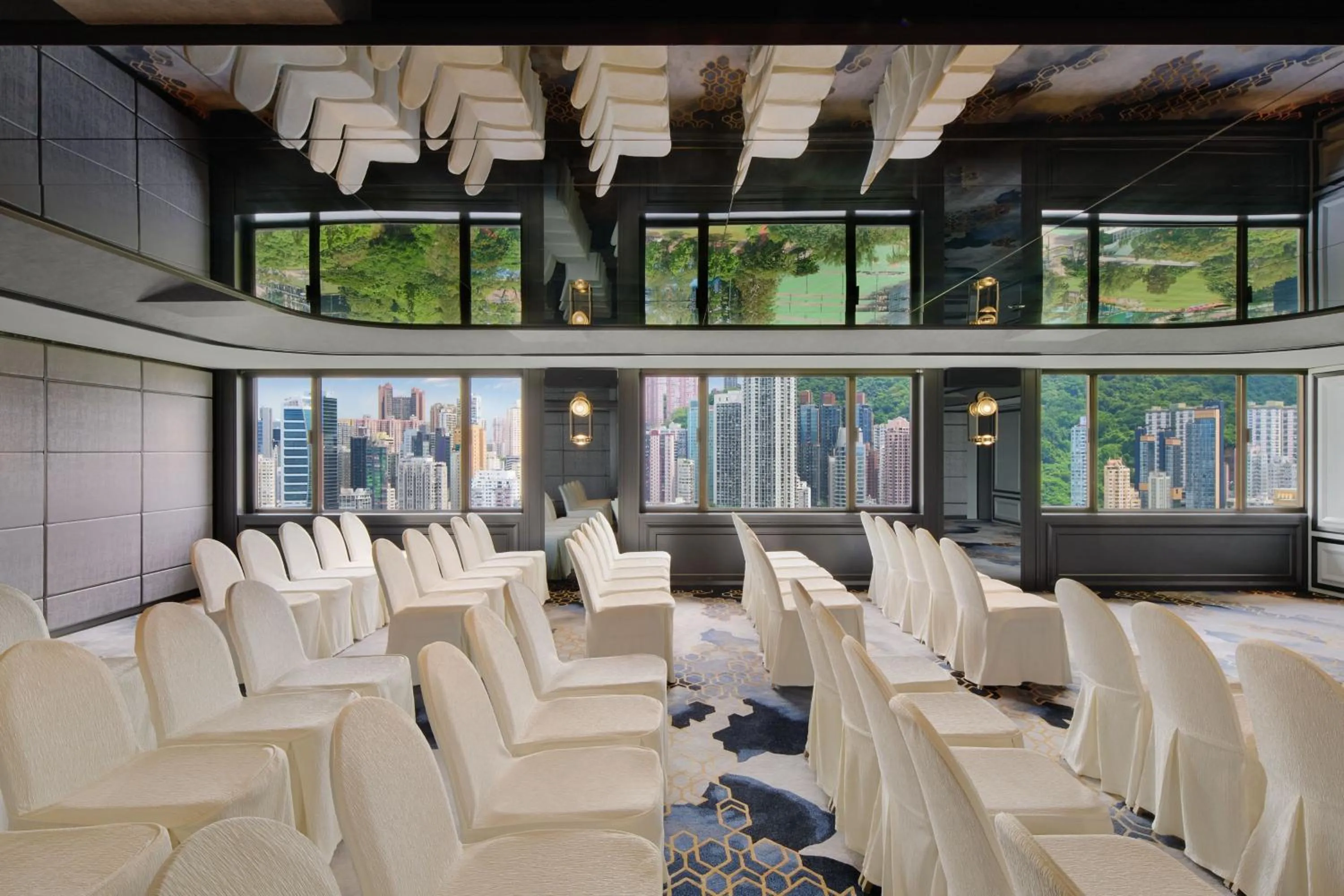 Meeting/conference room in The Park Lane Hong Kong, Autograph Collection