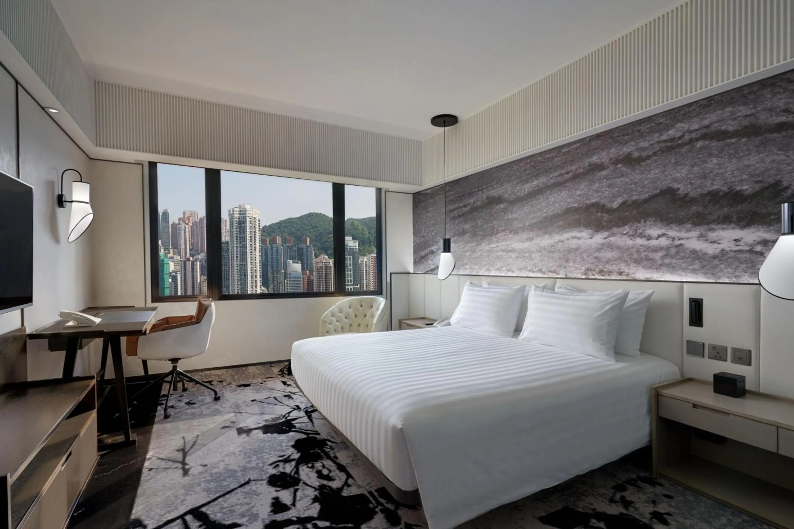Photo of the whole room, Bed in The Park Lane Hong Kong, Autograph Collection
