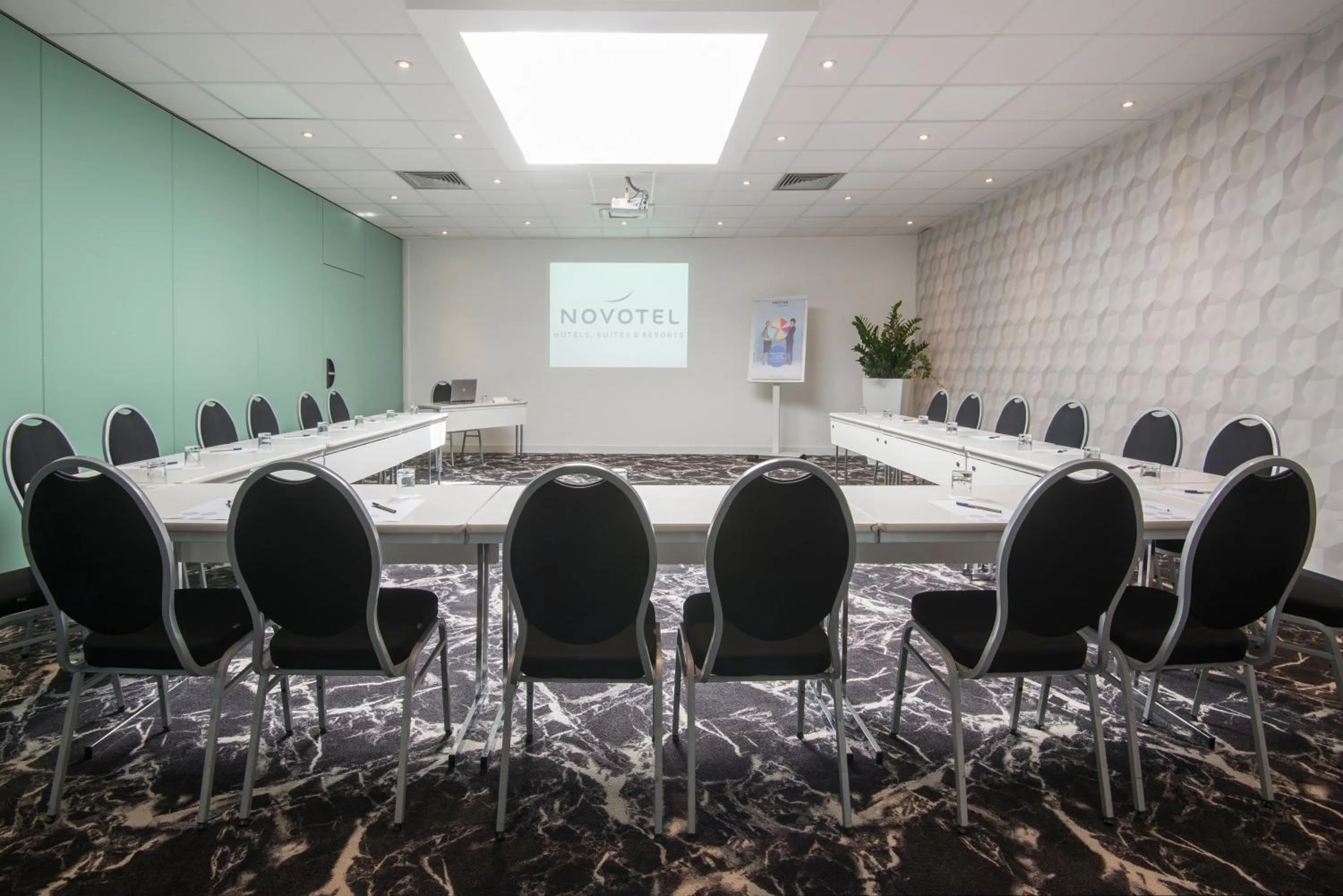Business facilities in Novotel Marseille Centre Prado Vélodrome