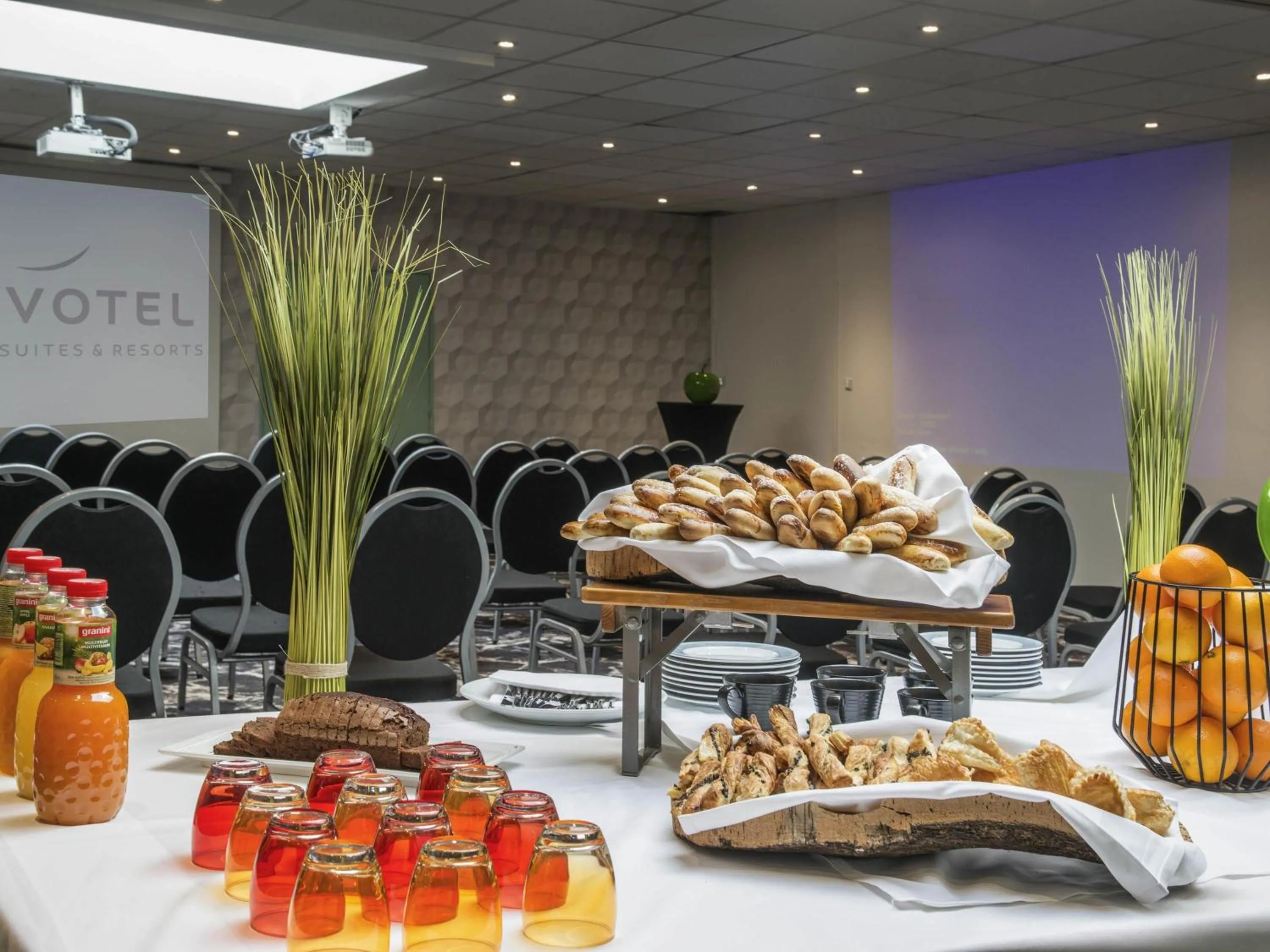 Meeting/conference room in Novotel Marseille Centre Prado Vélodrome