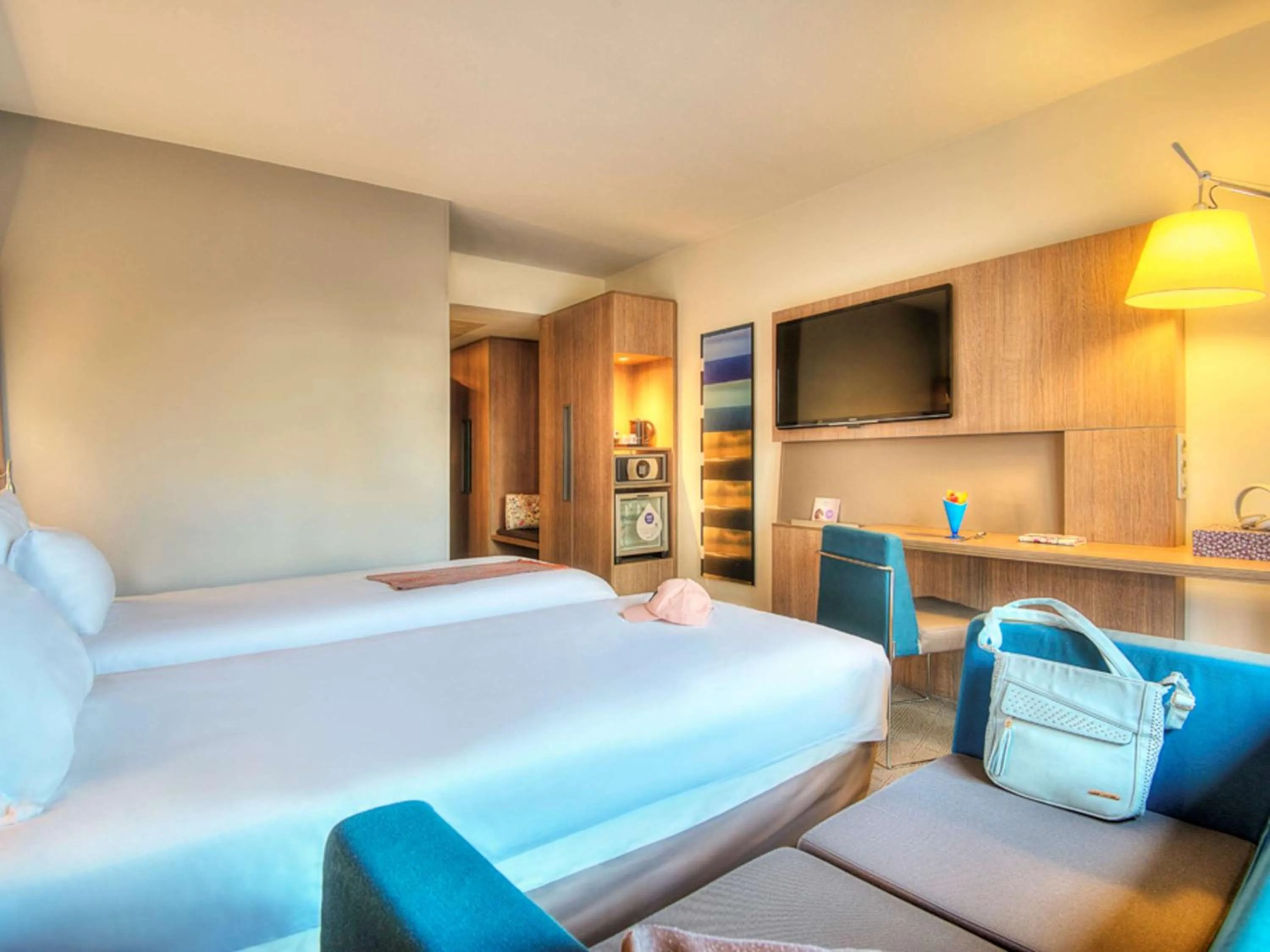 Photo of the whole room, Bed in Novotel Marseille Centre Prado Vélodrome