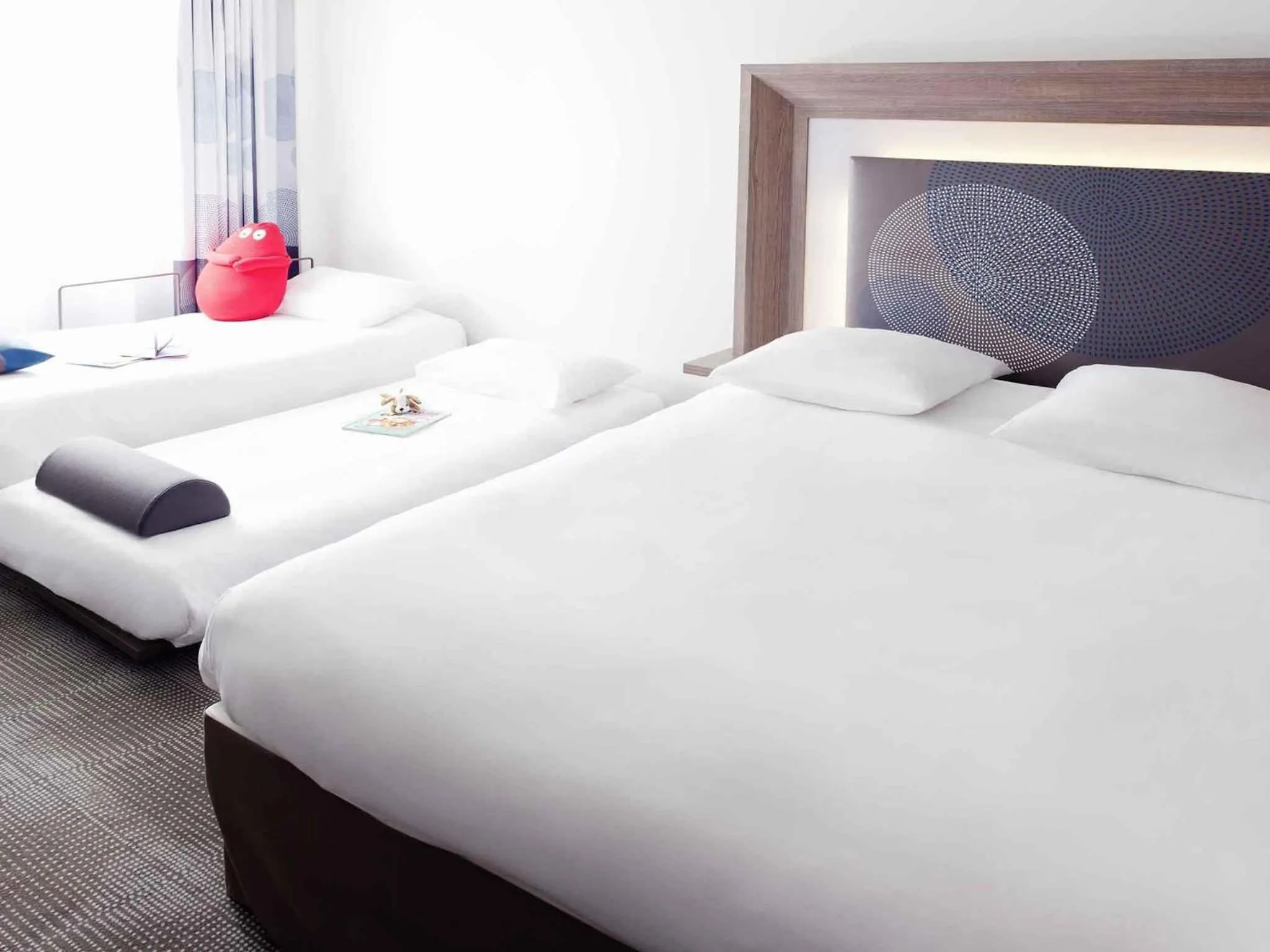 Other, Bed in Novotel Marseille Centre Prado Vélodrome