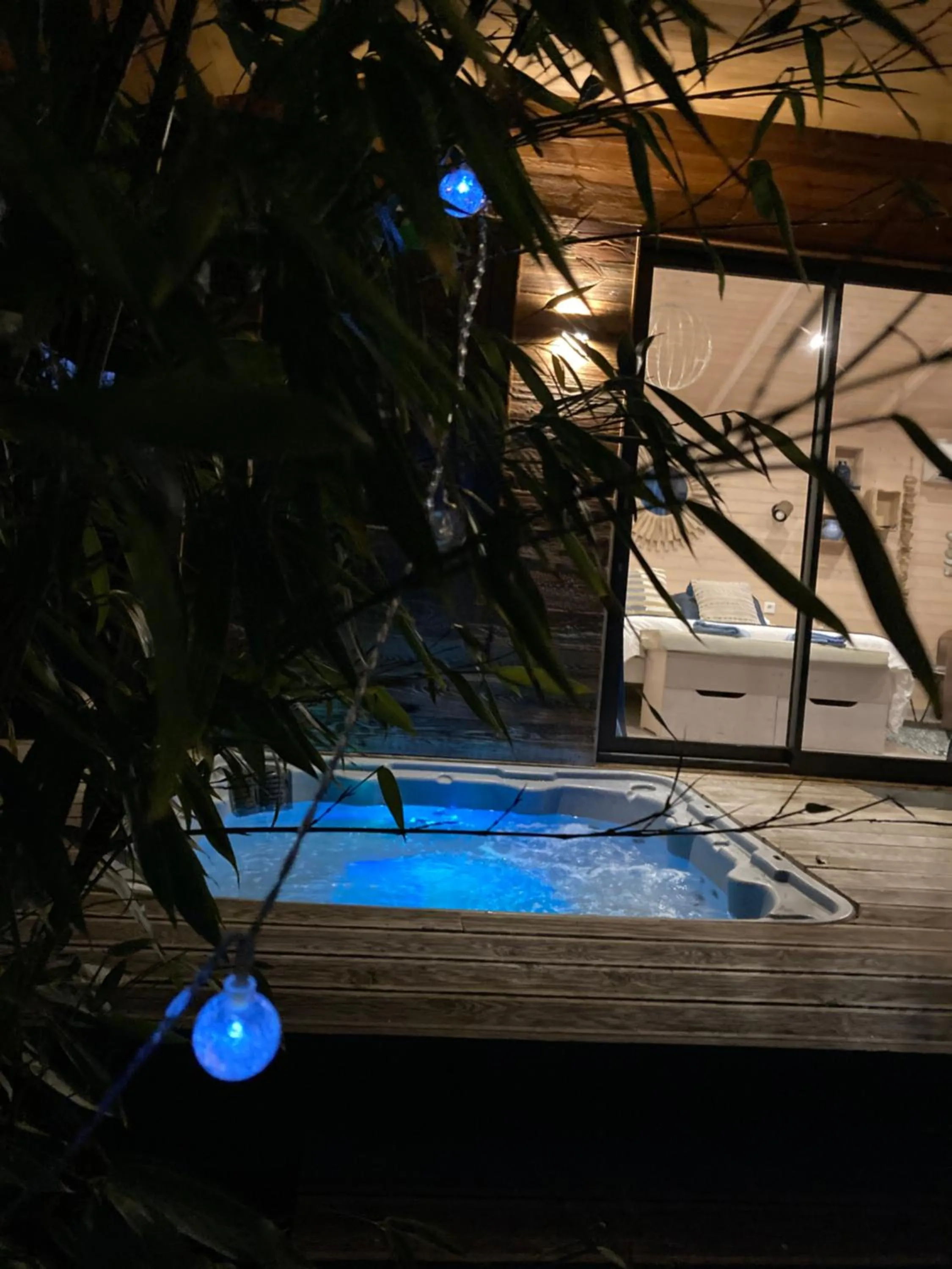 Spa and wellness centre/facilities in Cabanes Trésors de Campagne,spas privatifs