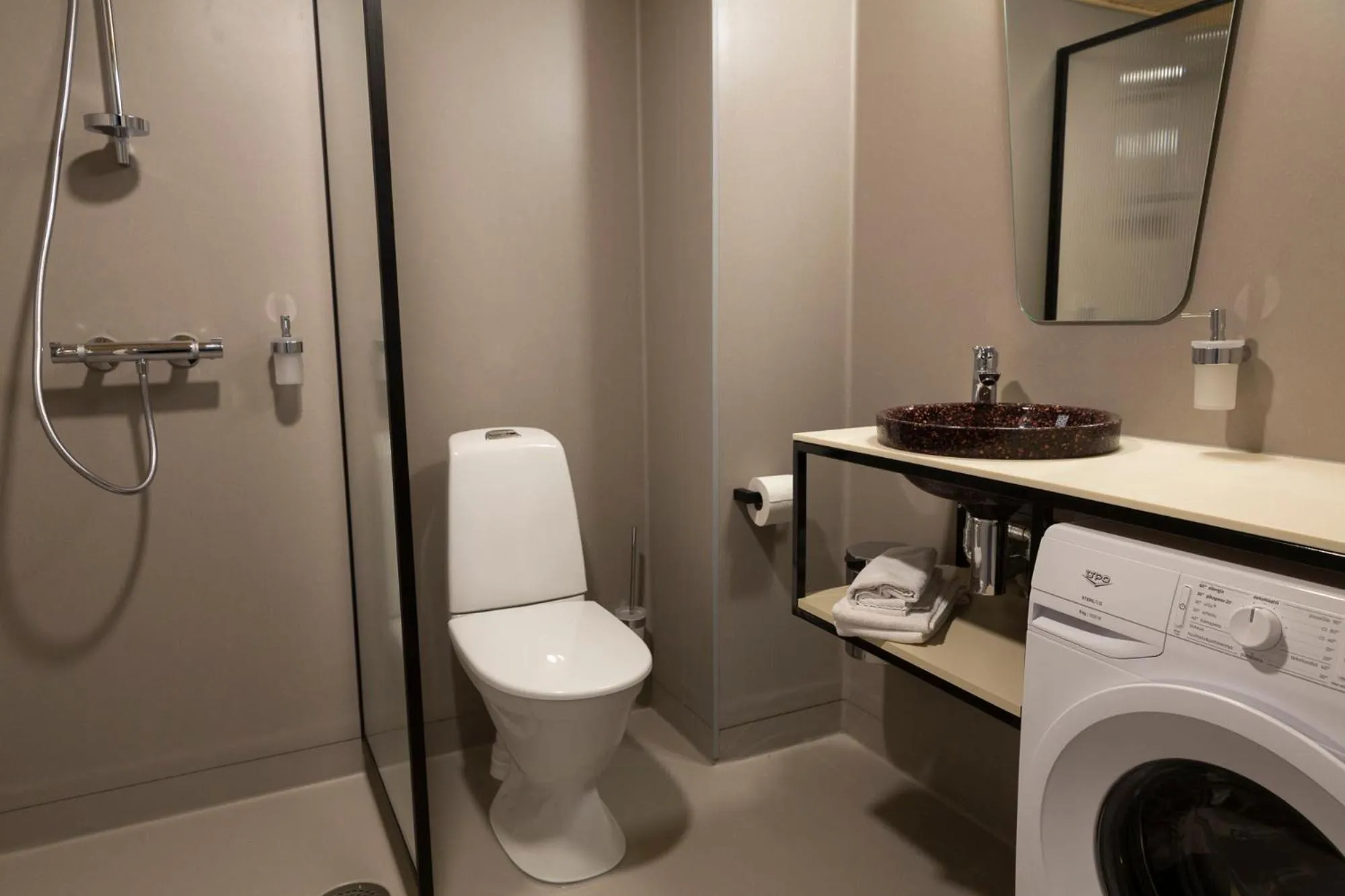 Shower in Lietsu Boutique Aparthotel - Huoneistohotelli Lietsu