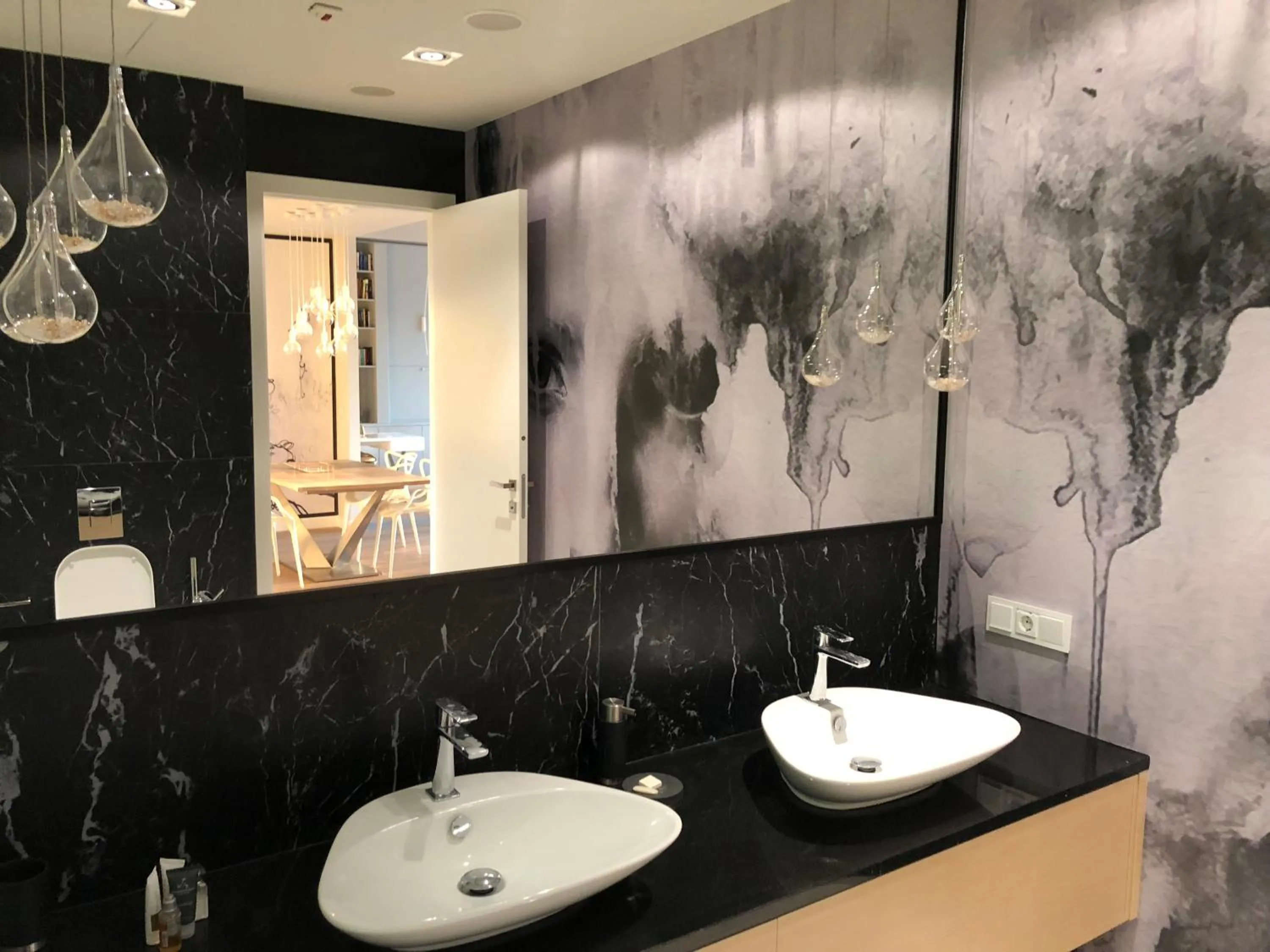 Bathroom in Vantage Point Apartament Sky Tower