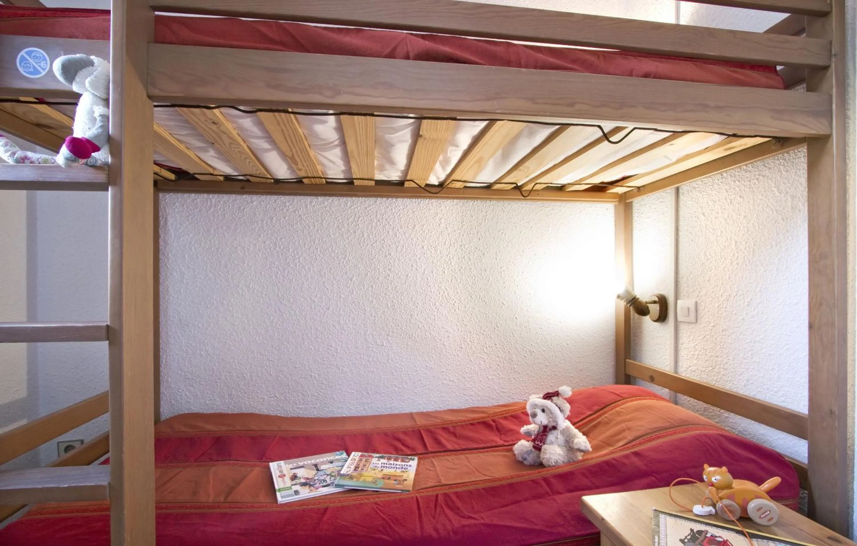 Bedroom, Bed in Résidence Odalys Les Jardins de Val et Les Verdets